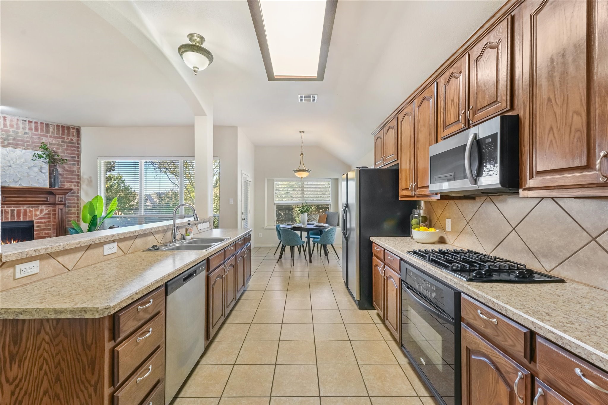 12811 Greenhaven Drive