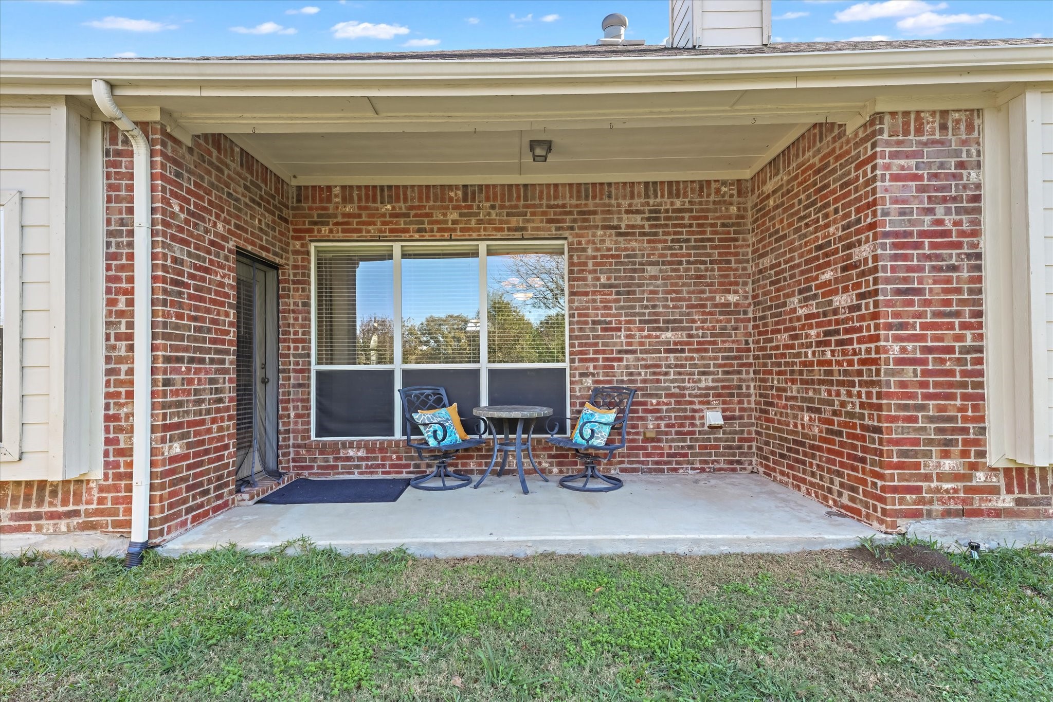 12811 Greenhaven Drive