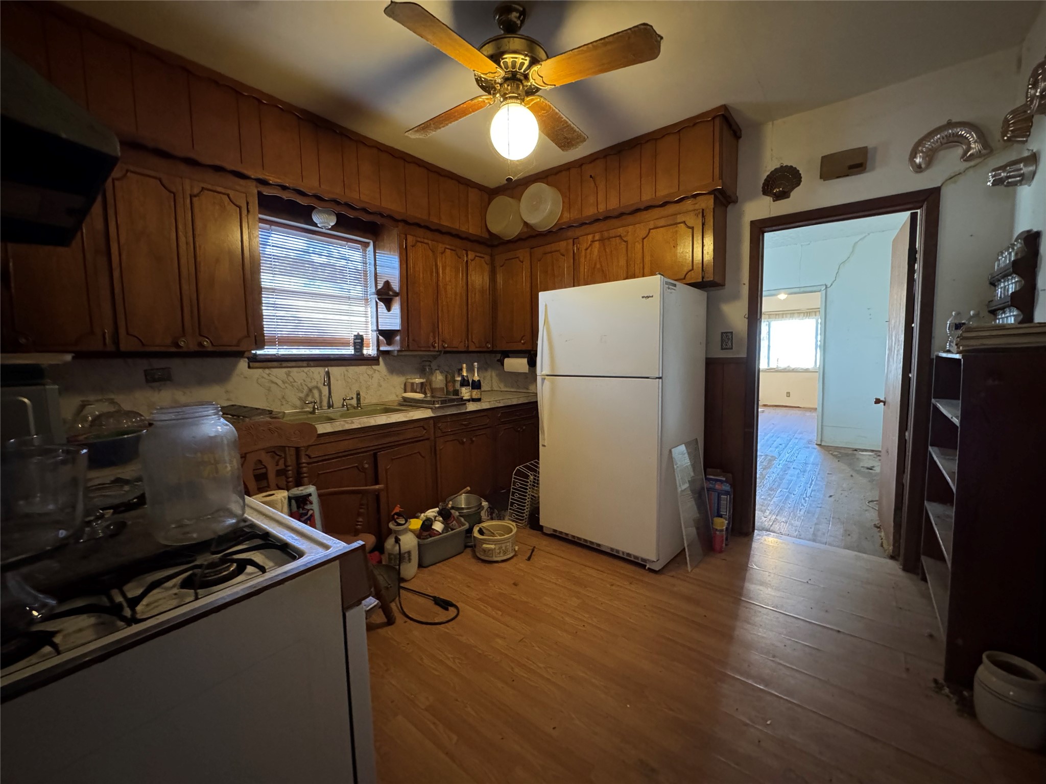 1009 W Erwin Avenue