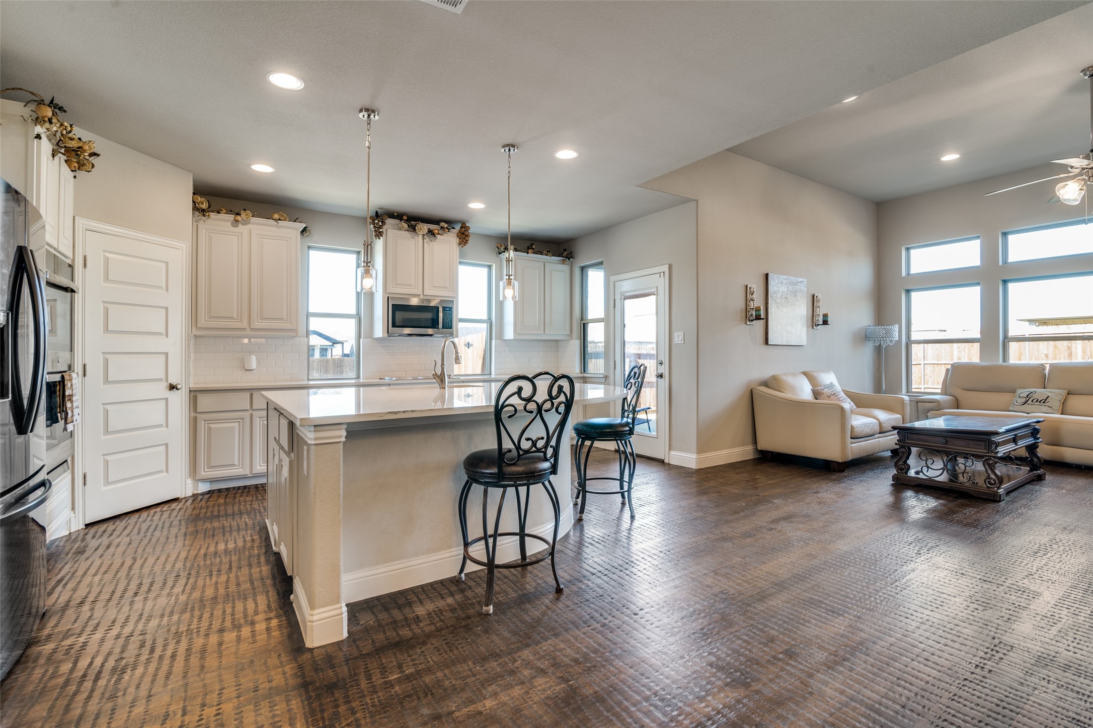 3246 Cumby Drive