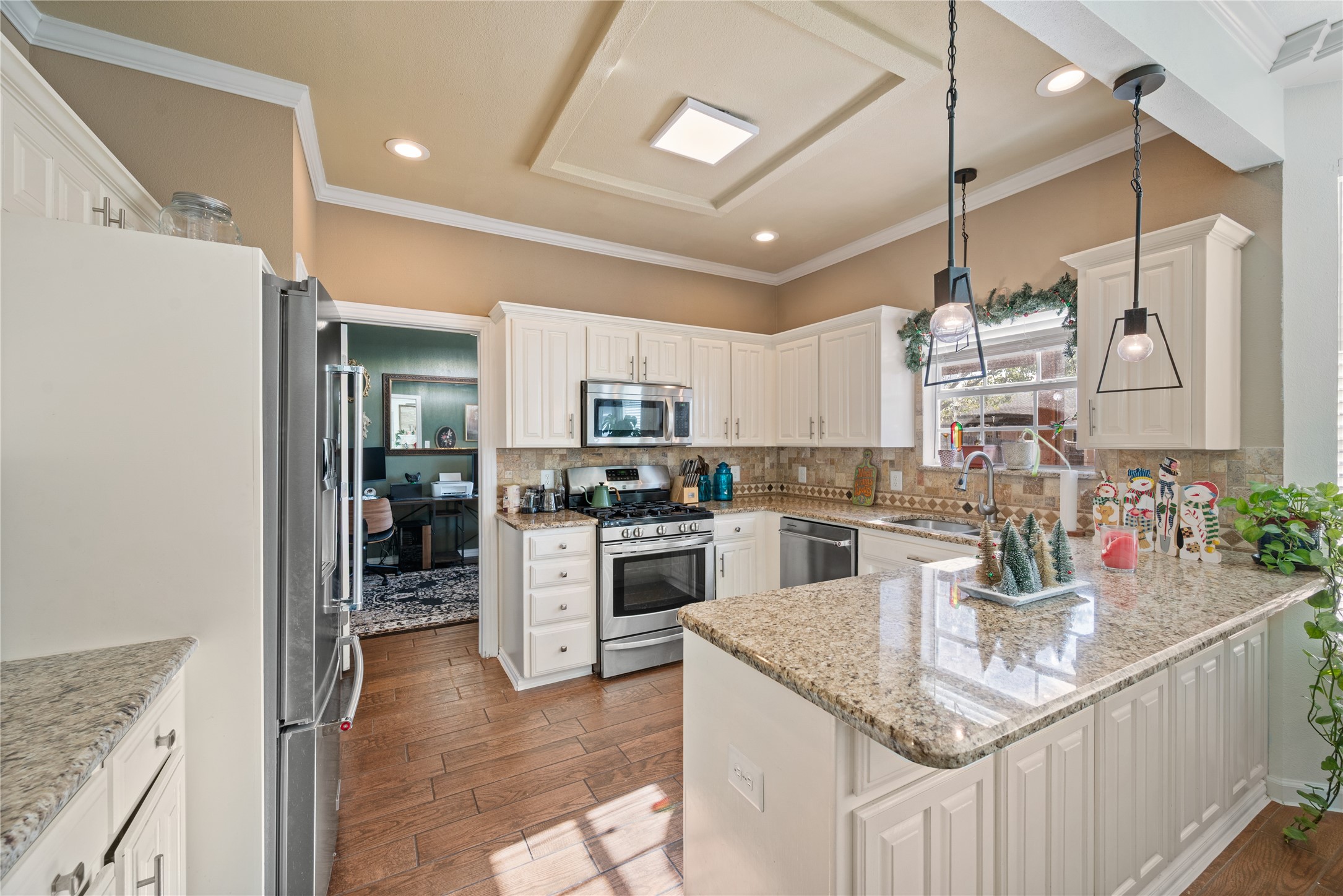 3904 Berrybush Lane