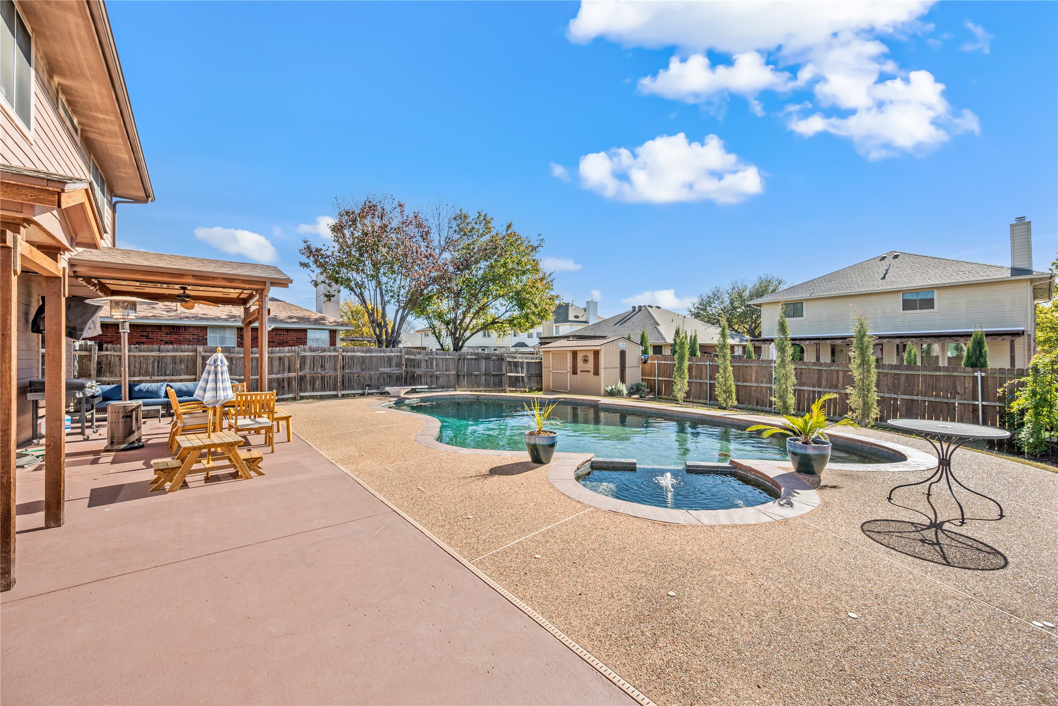 3904 Berrybush Lane