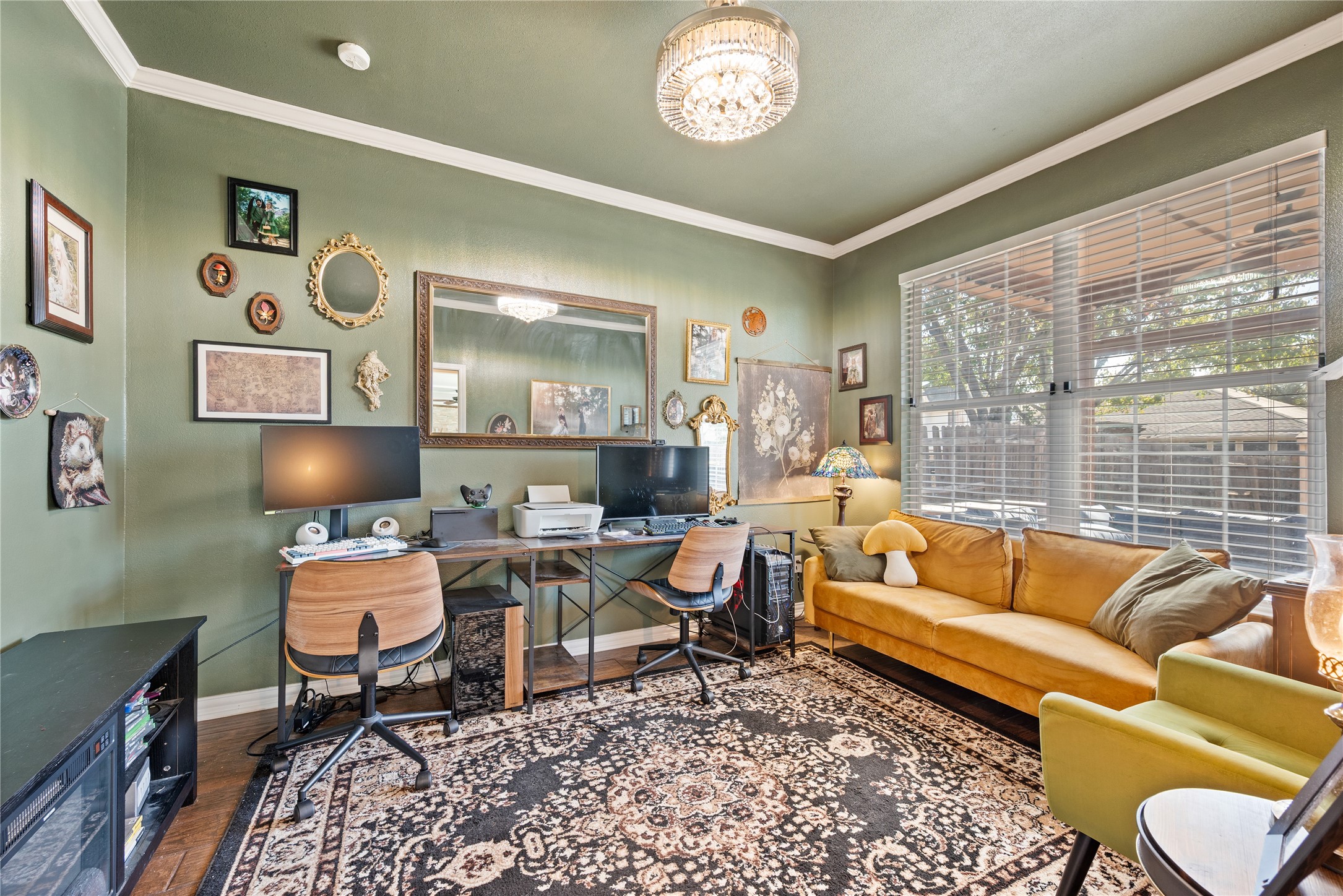 3904 Berrybush Lane