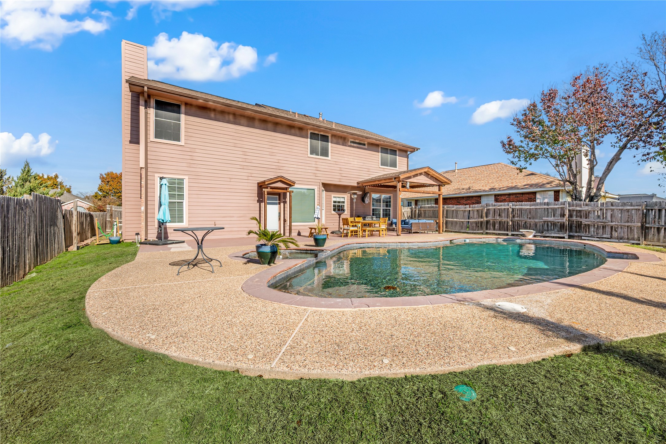 3904 Berrybush Lane