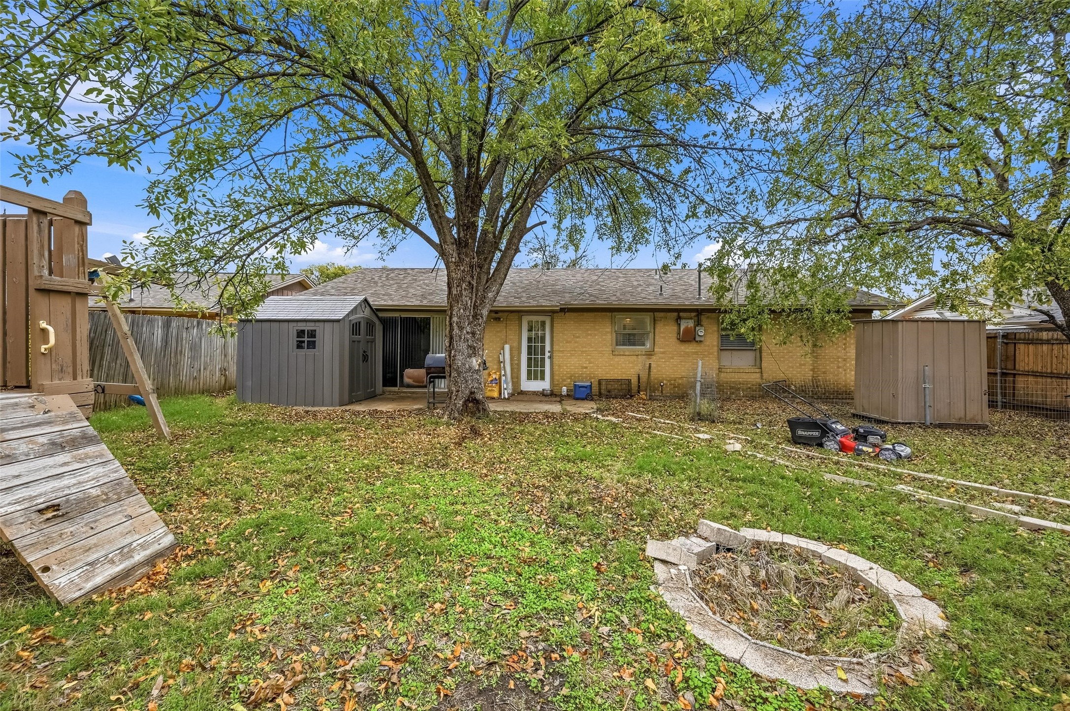 1702 Emerald Street