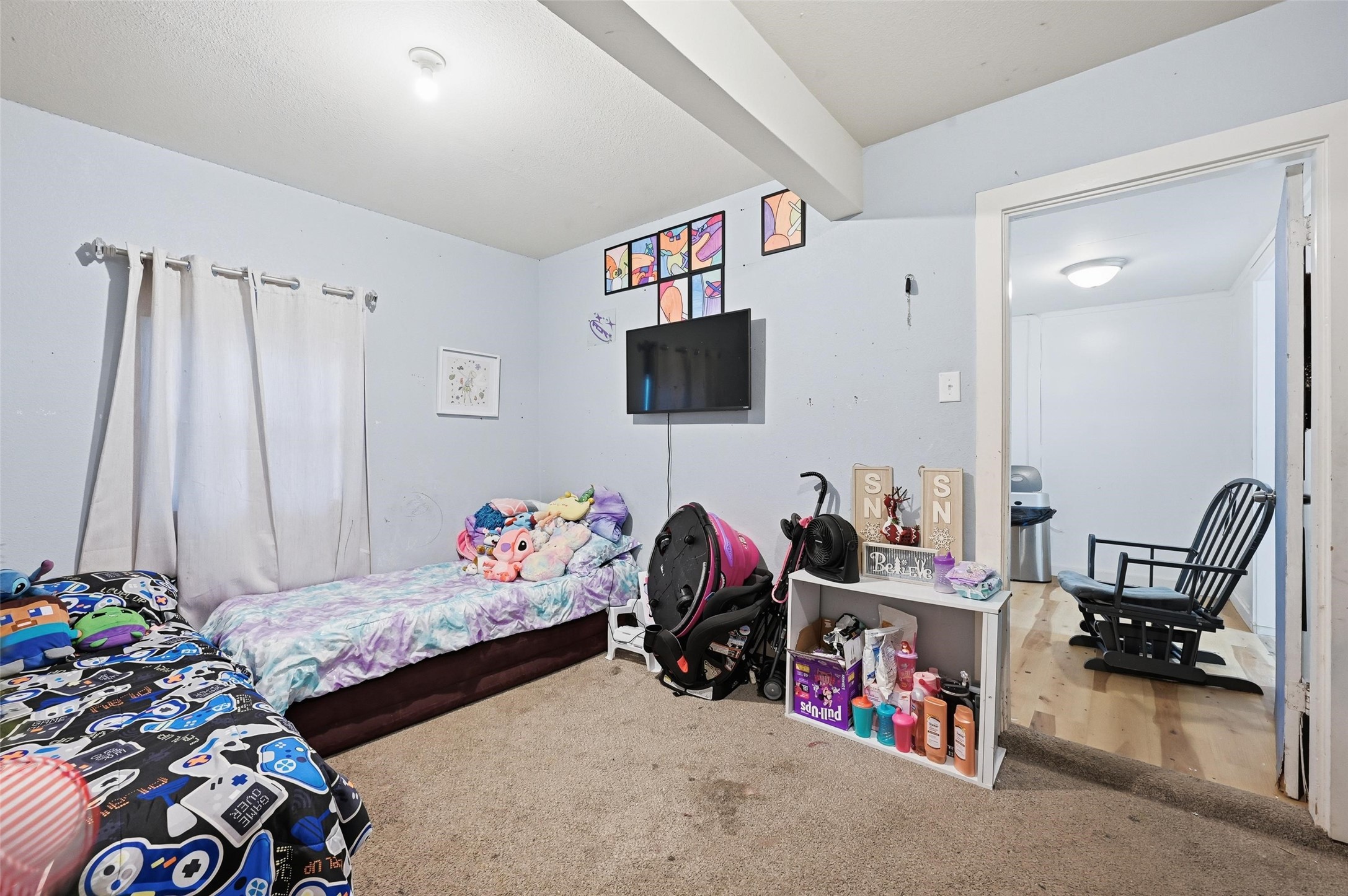 1702 Emerald Street