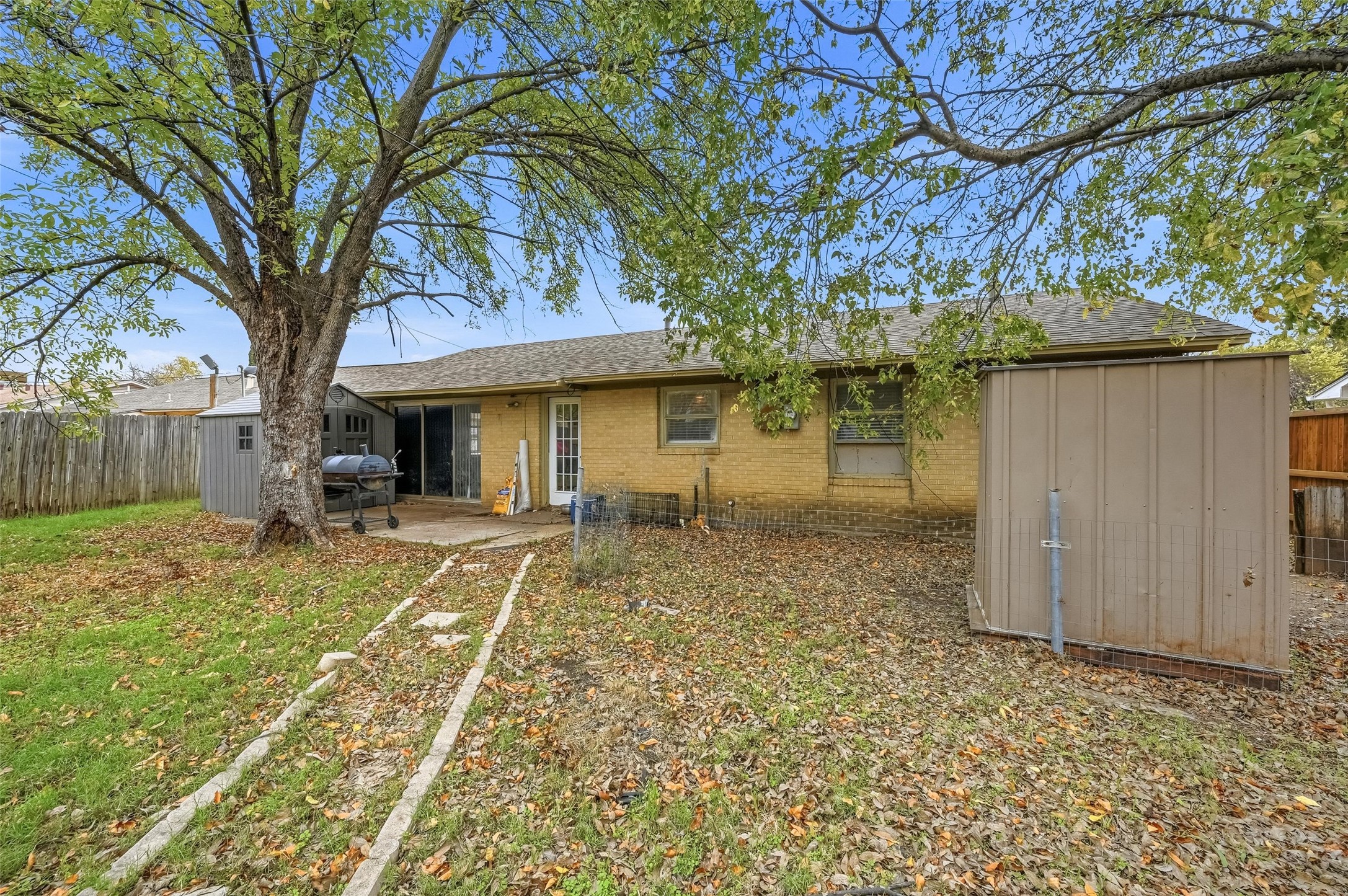 1702 Emerald Street