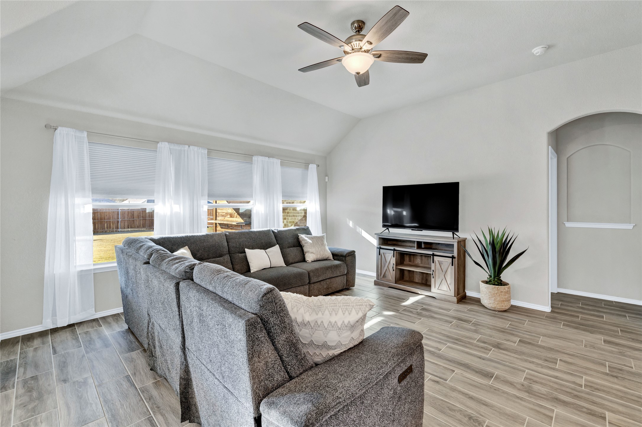 4501 Ridgehurst Lane