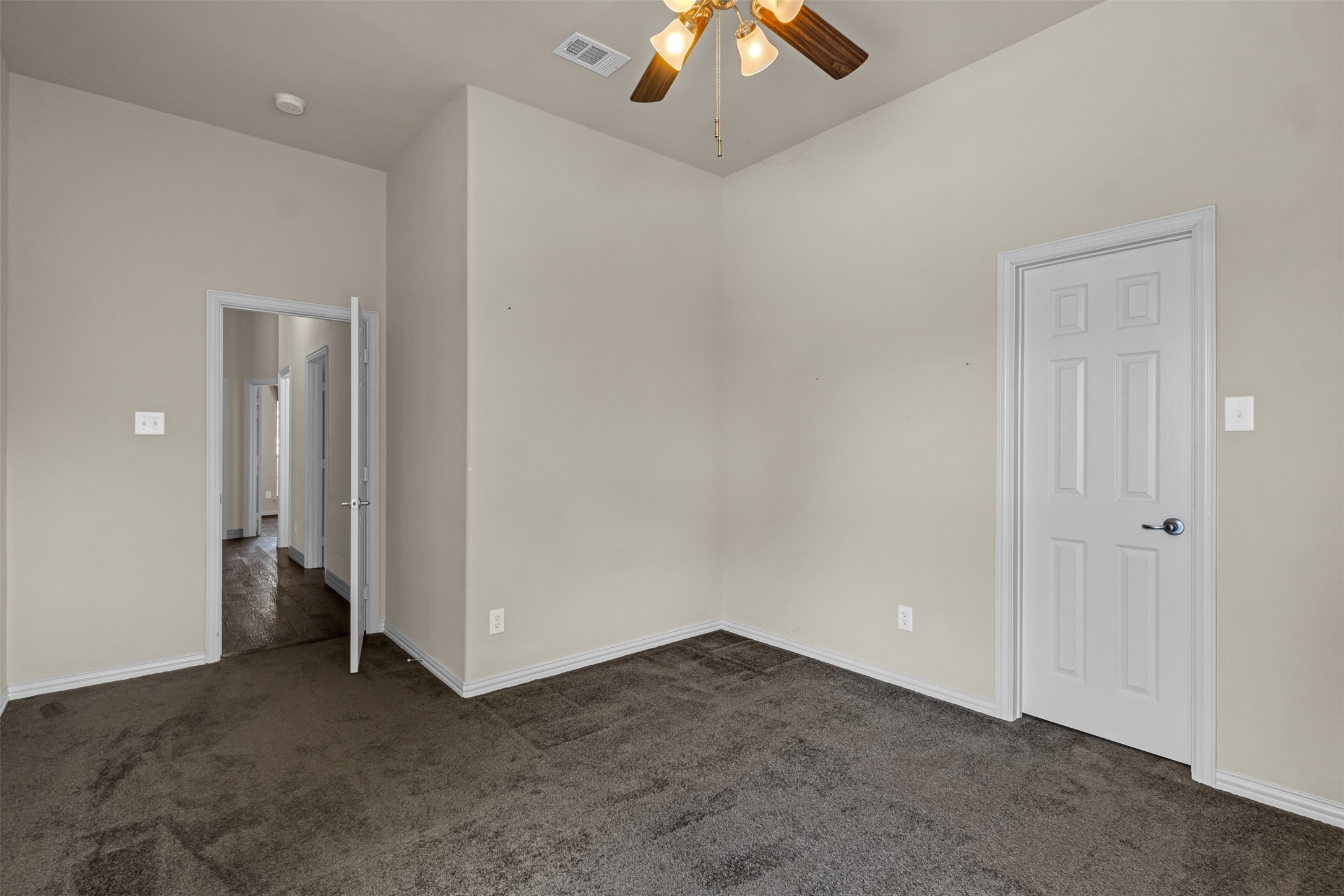 301 Reagan Court