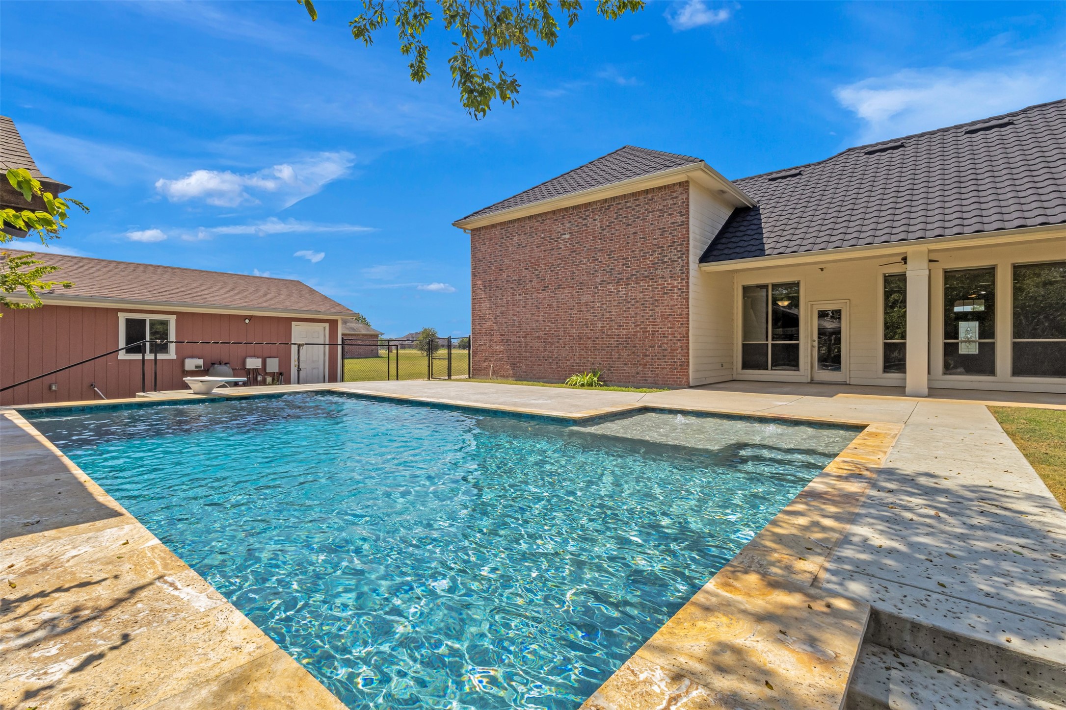 301 Reagan Court