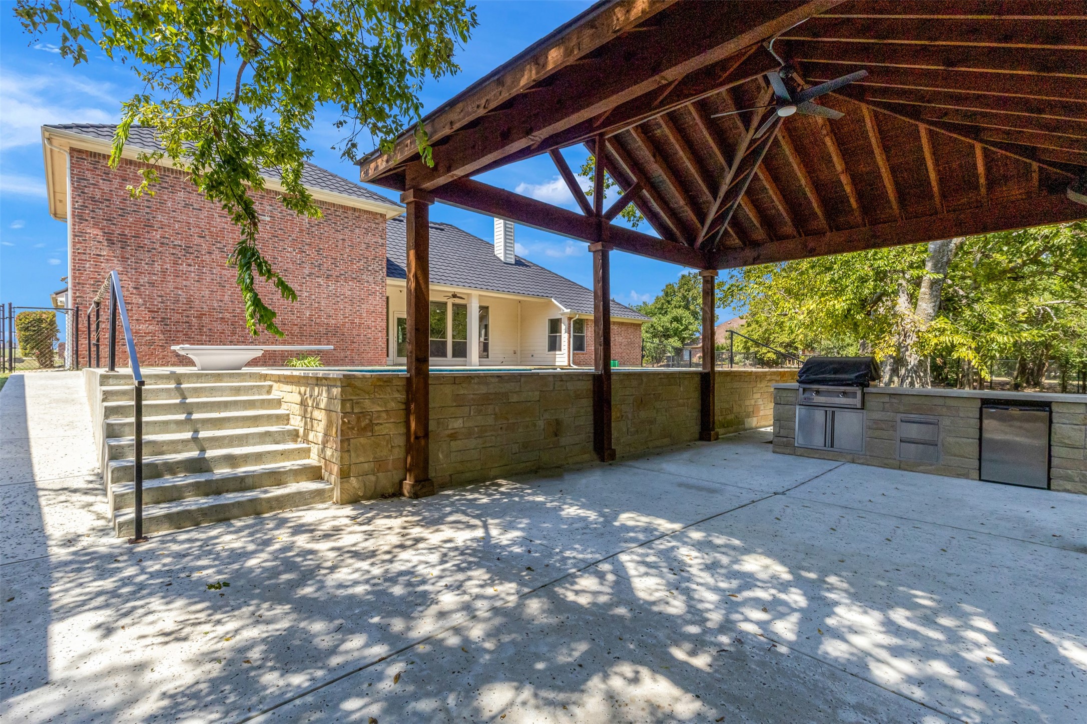 301 Reagan Court
