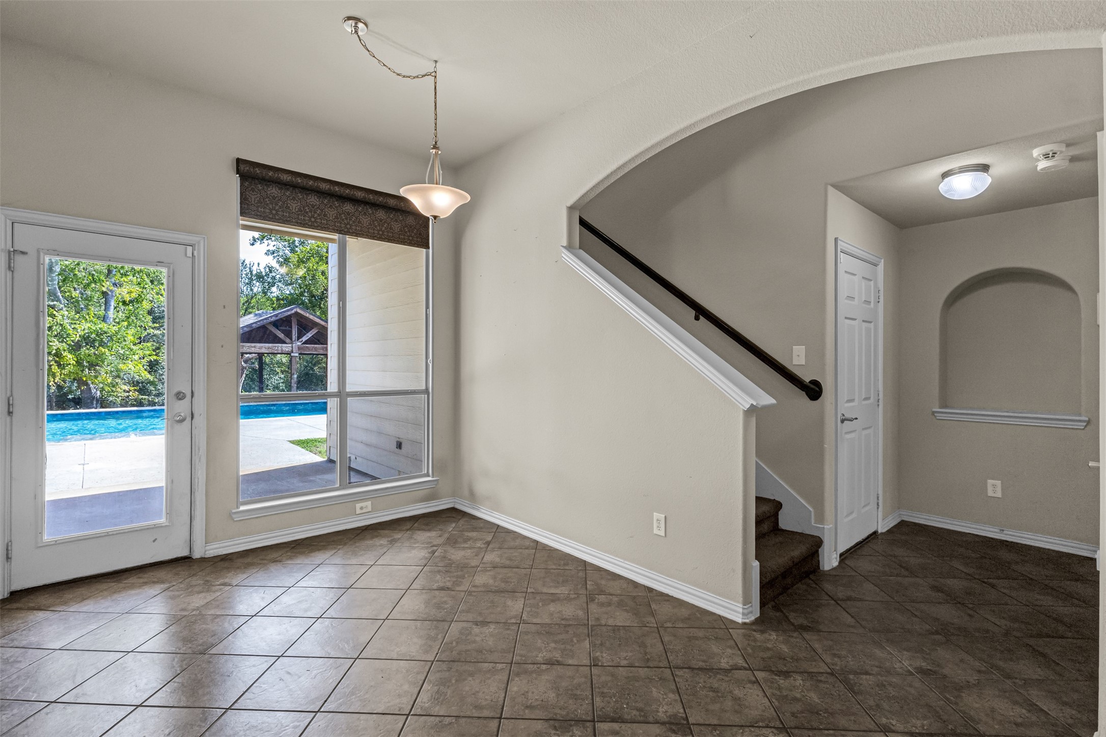 301 Reagan Court