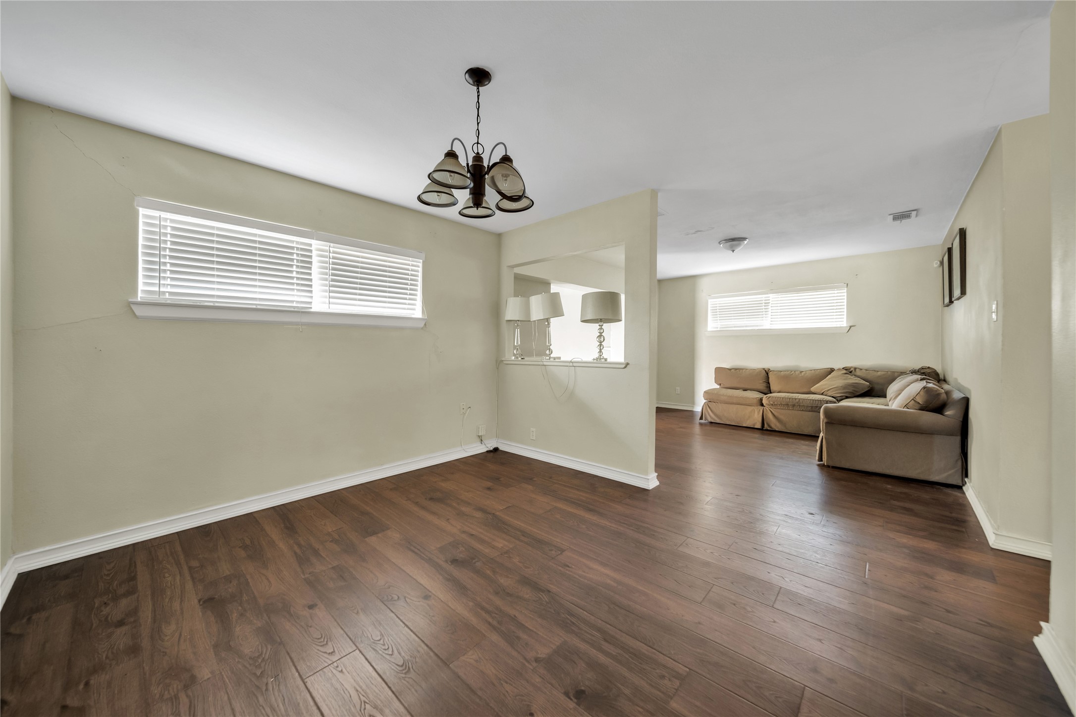 2939 Bay Oaks Drive