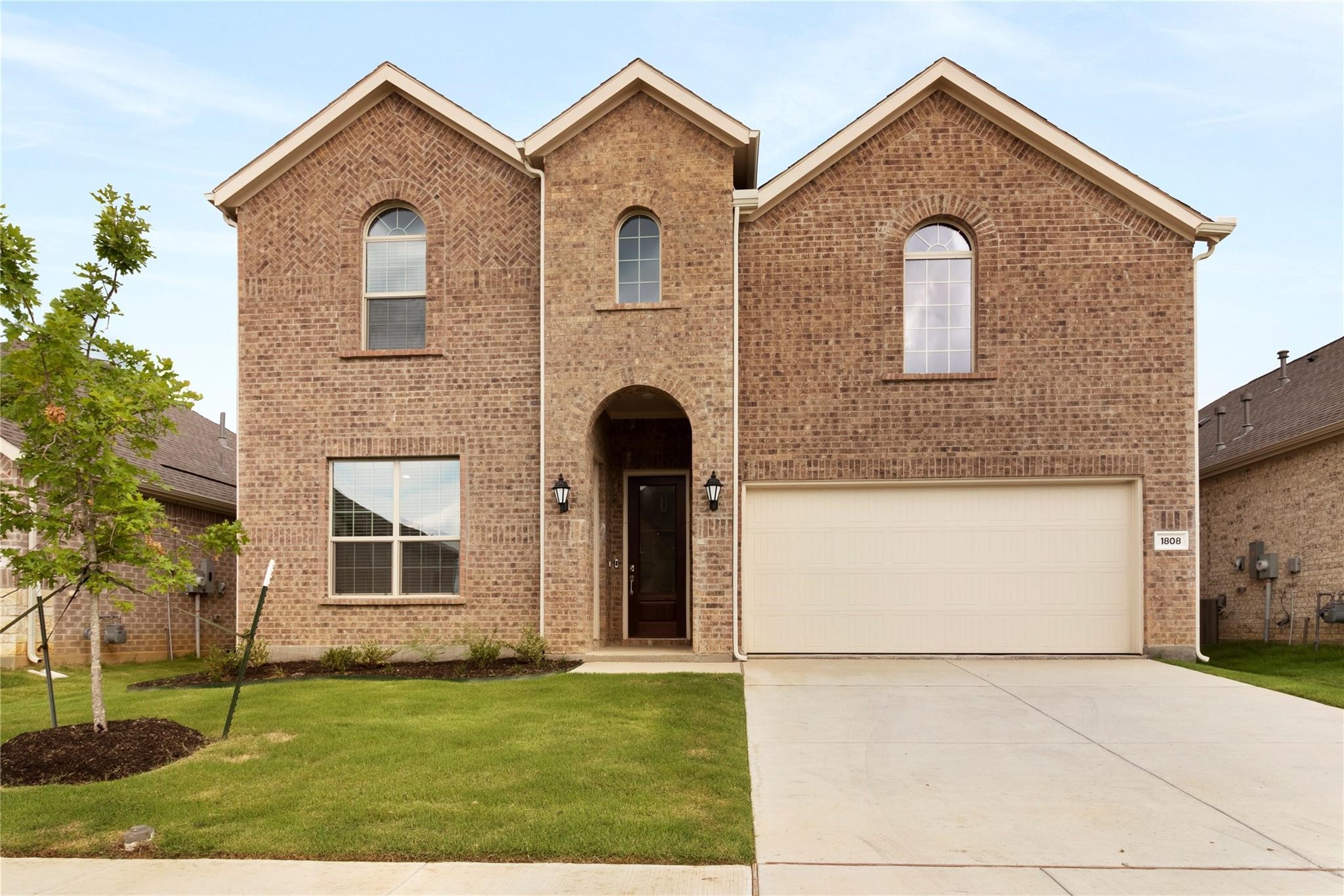 1808 Roadrunner Drive