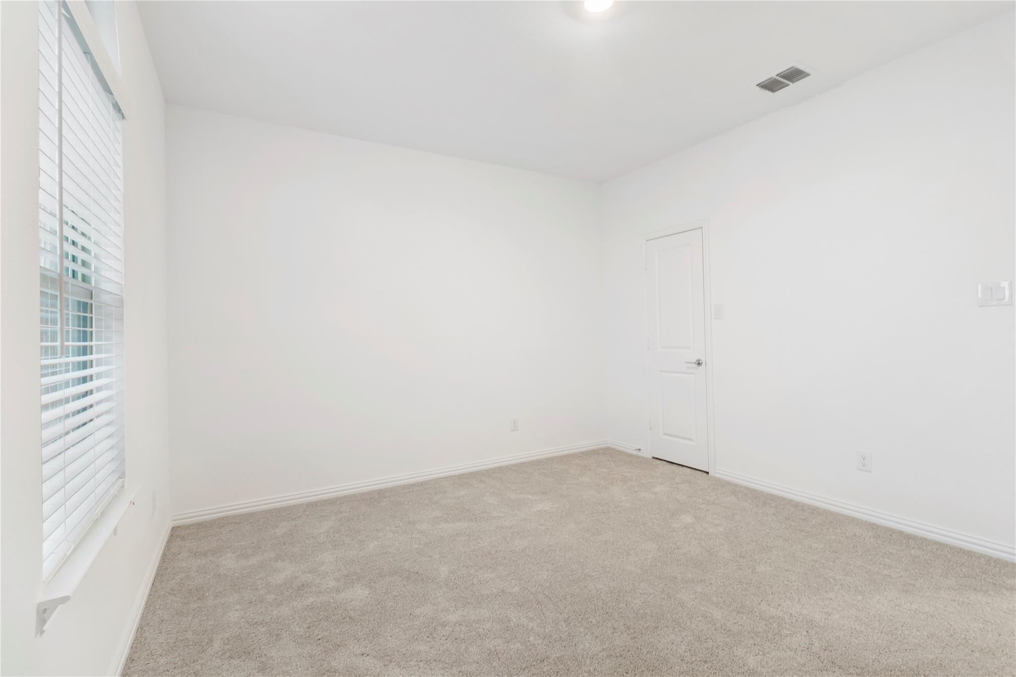 1808 Roadrunner Drive