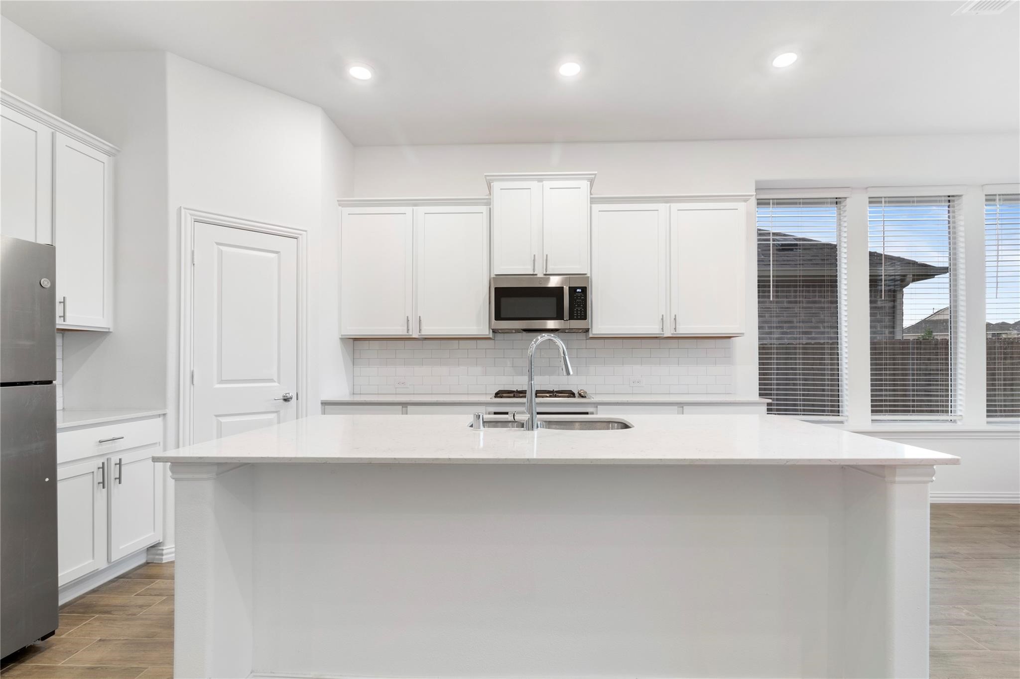 1808 Roadrunner Drive