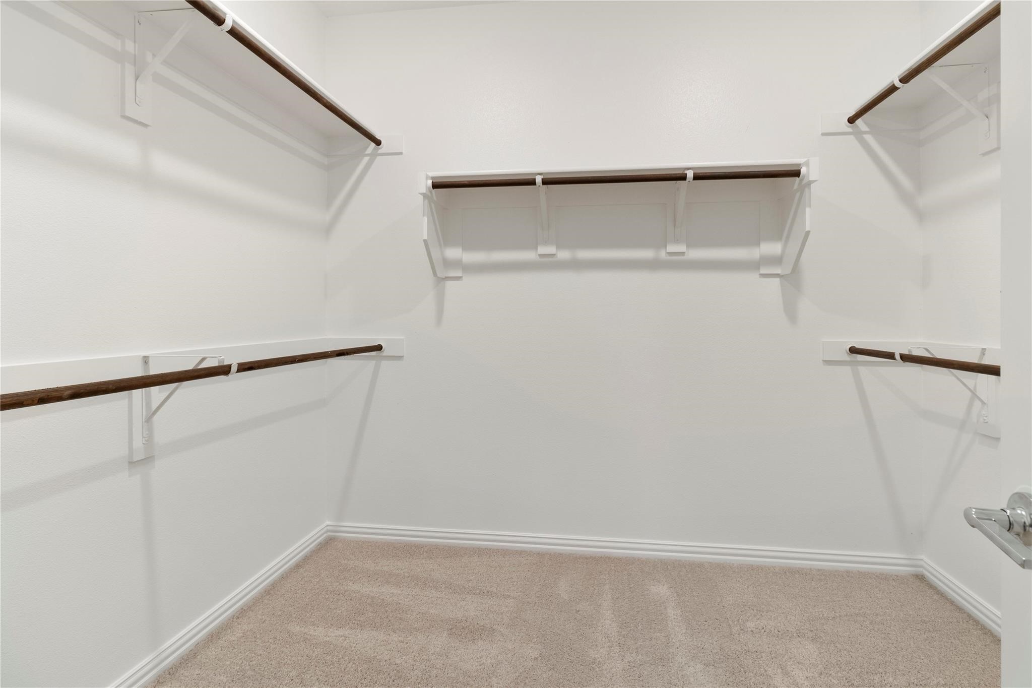 1808 Roadrunner Drive