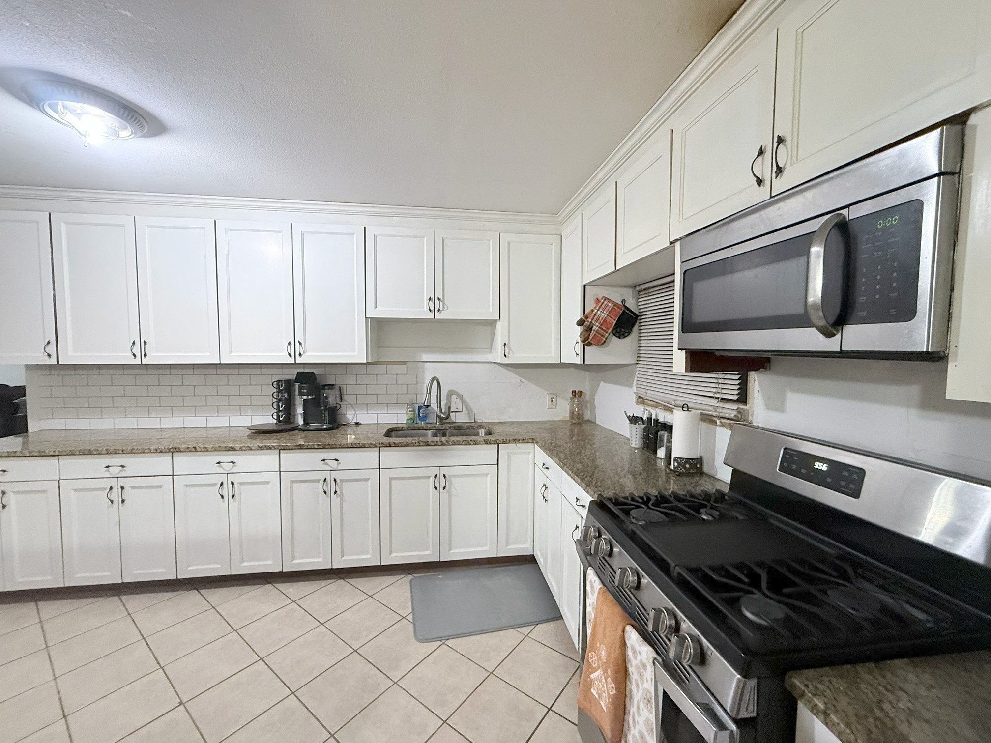 2614 Tolosa Drive