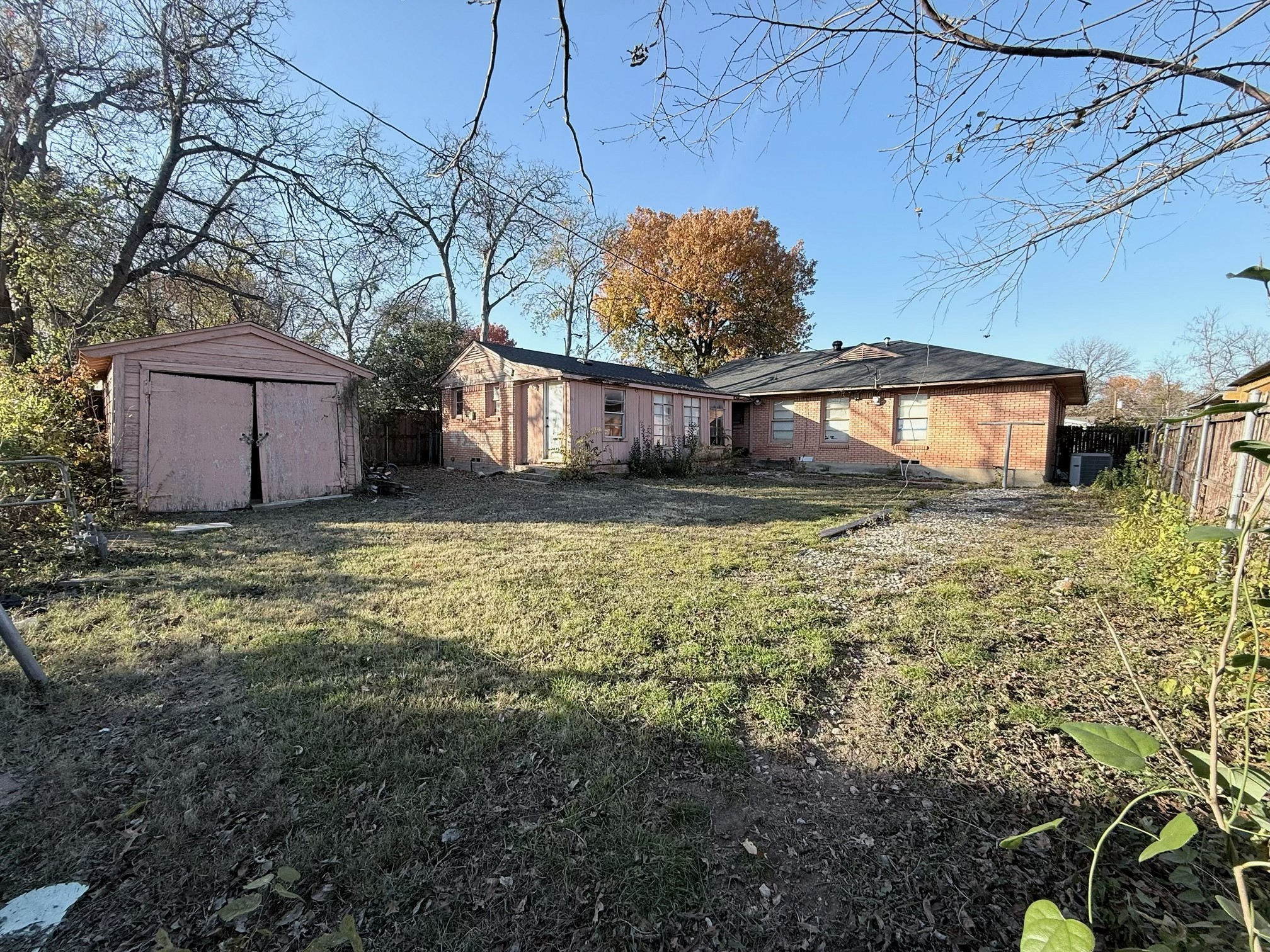 2614 Tolosa Drive