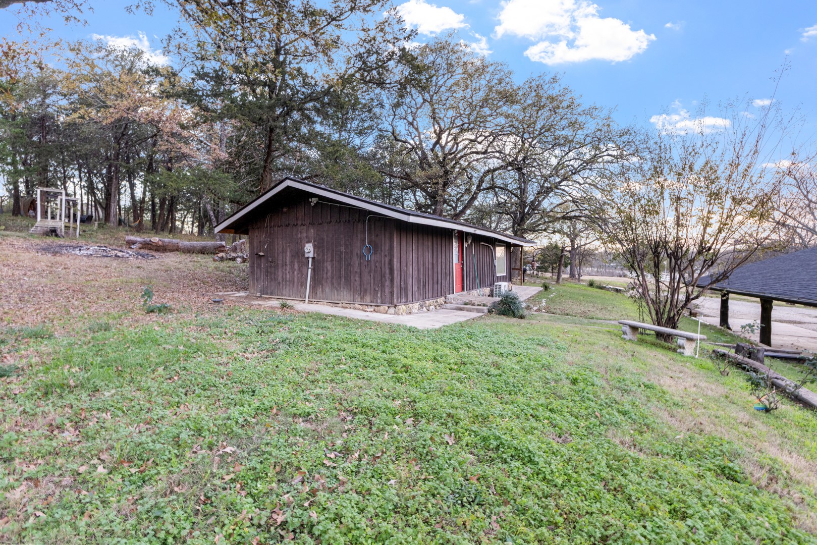 10431 Lakeview Trail