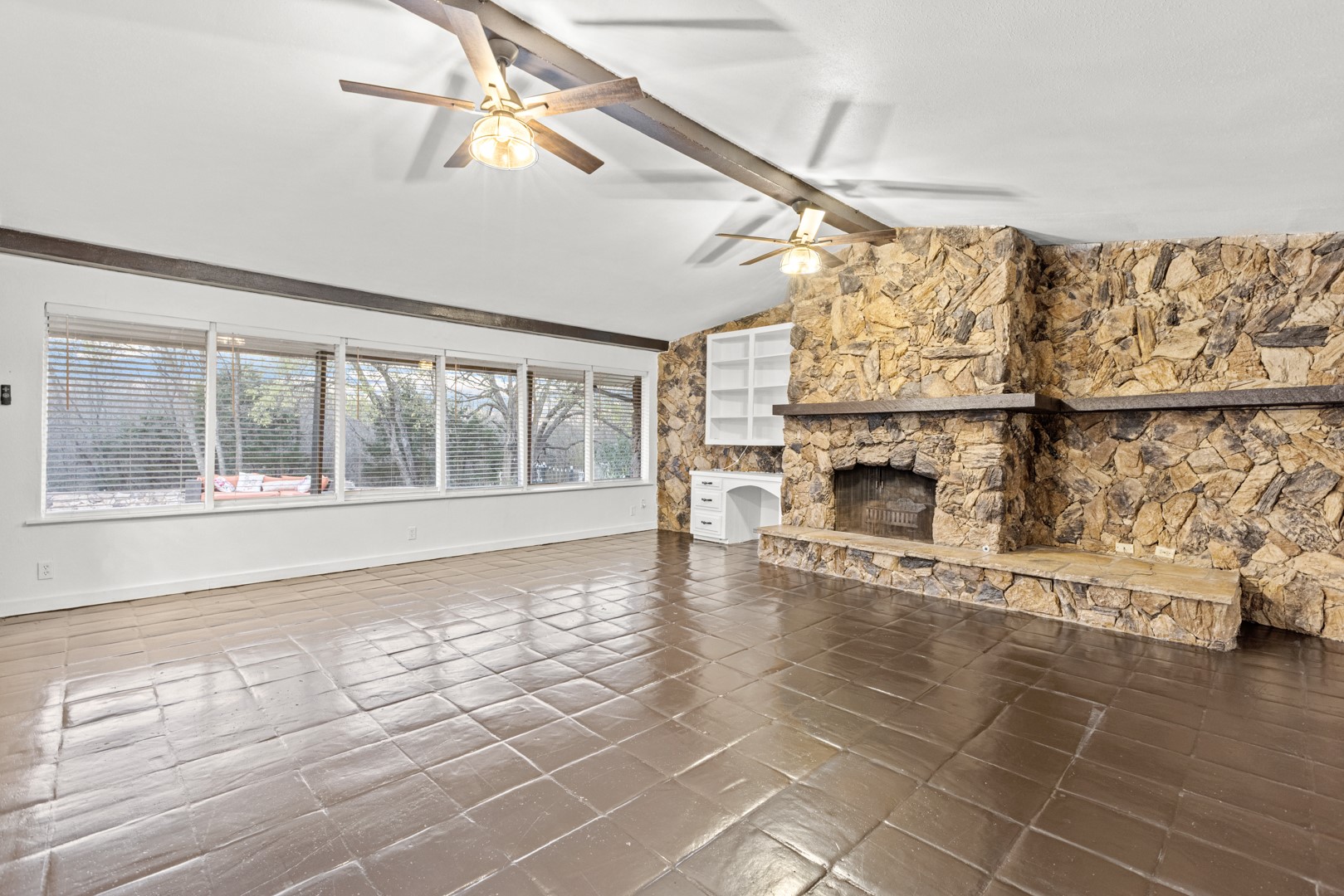 10431 Lakeview Trail