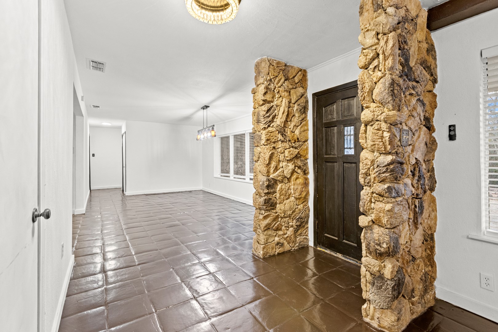 10431 Lakeview Trail