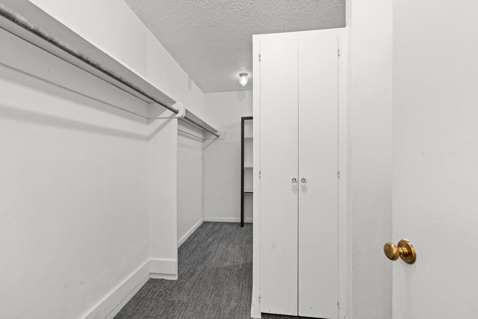 10431 Lakeview Trail