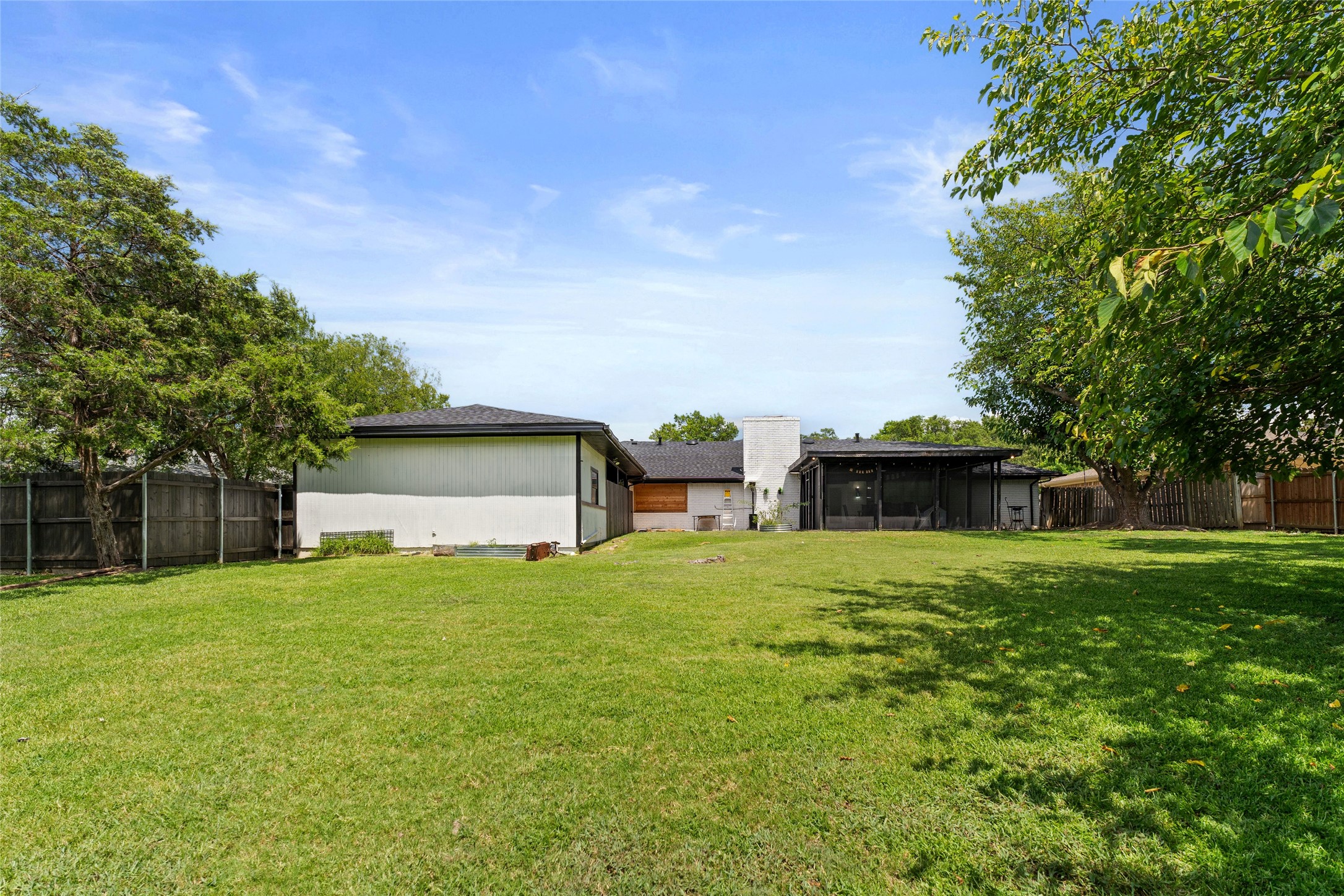 1403 Carriage Lane