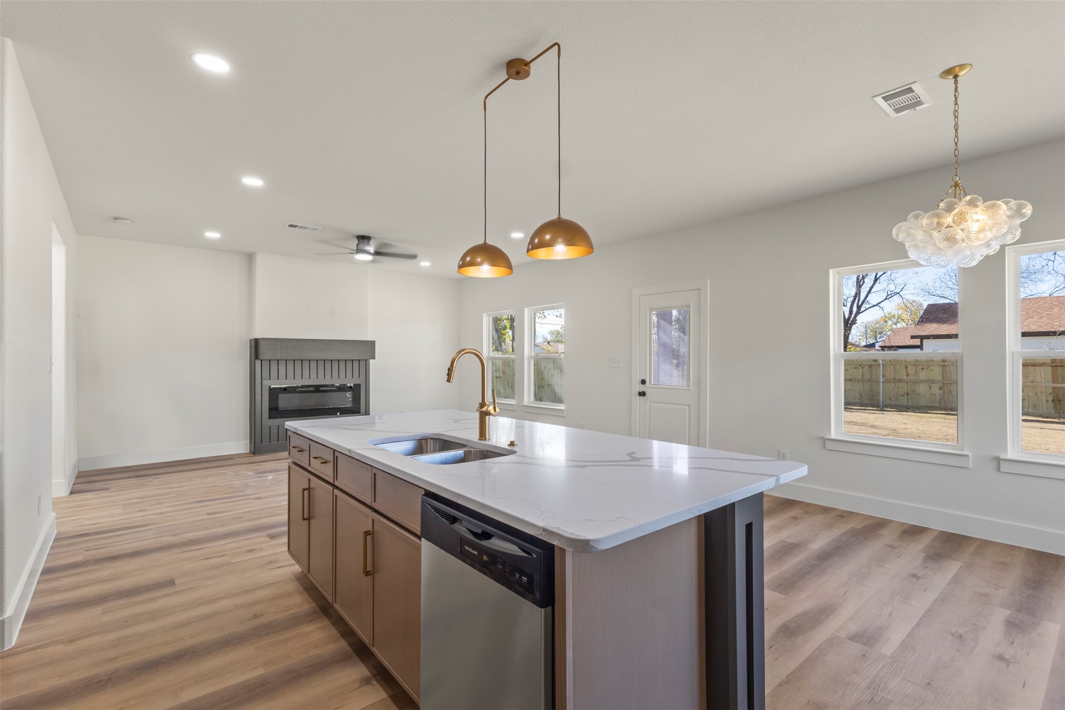 6333 Denham Court