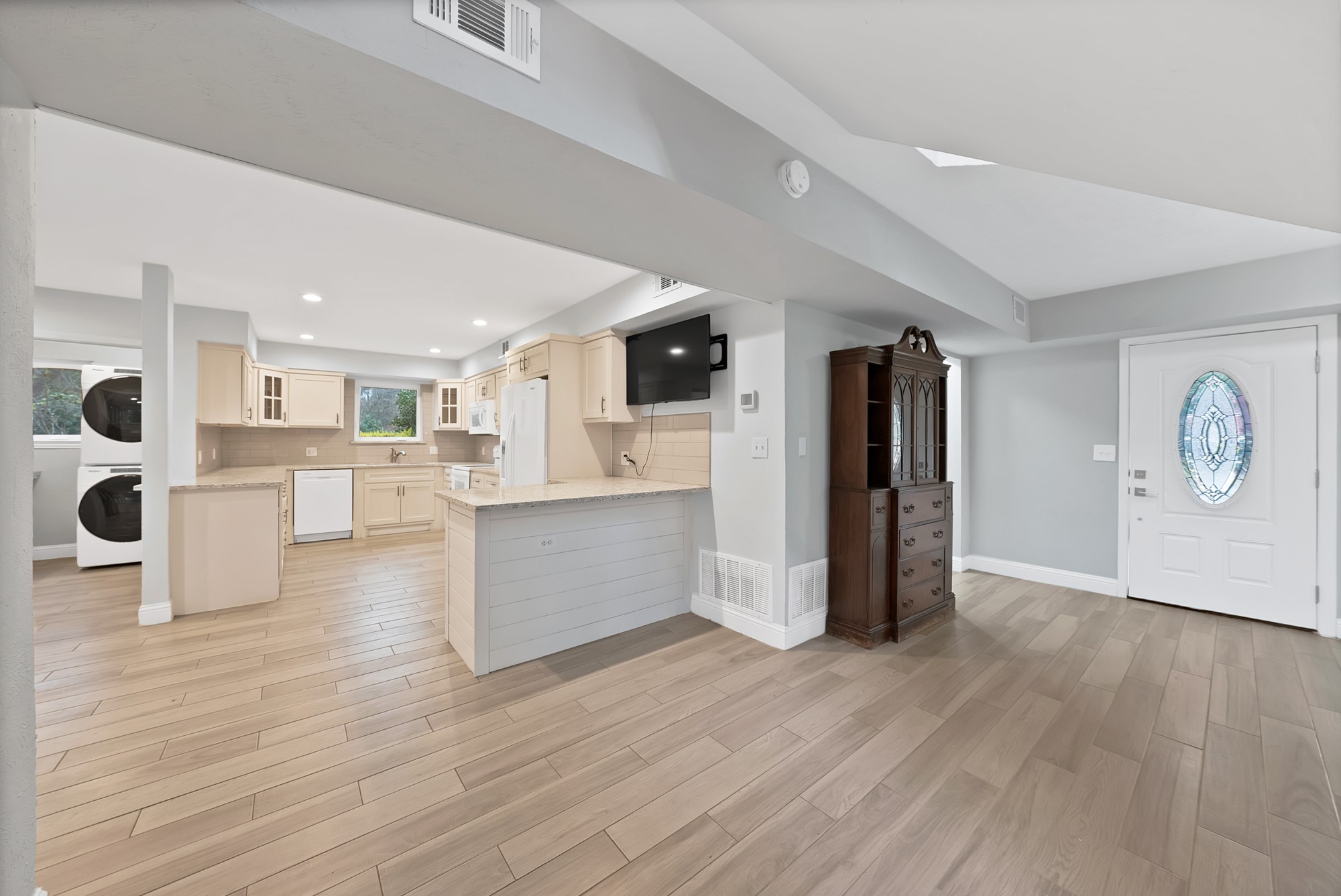 1310 Camino Real