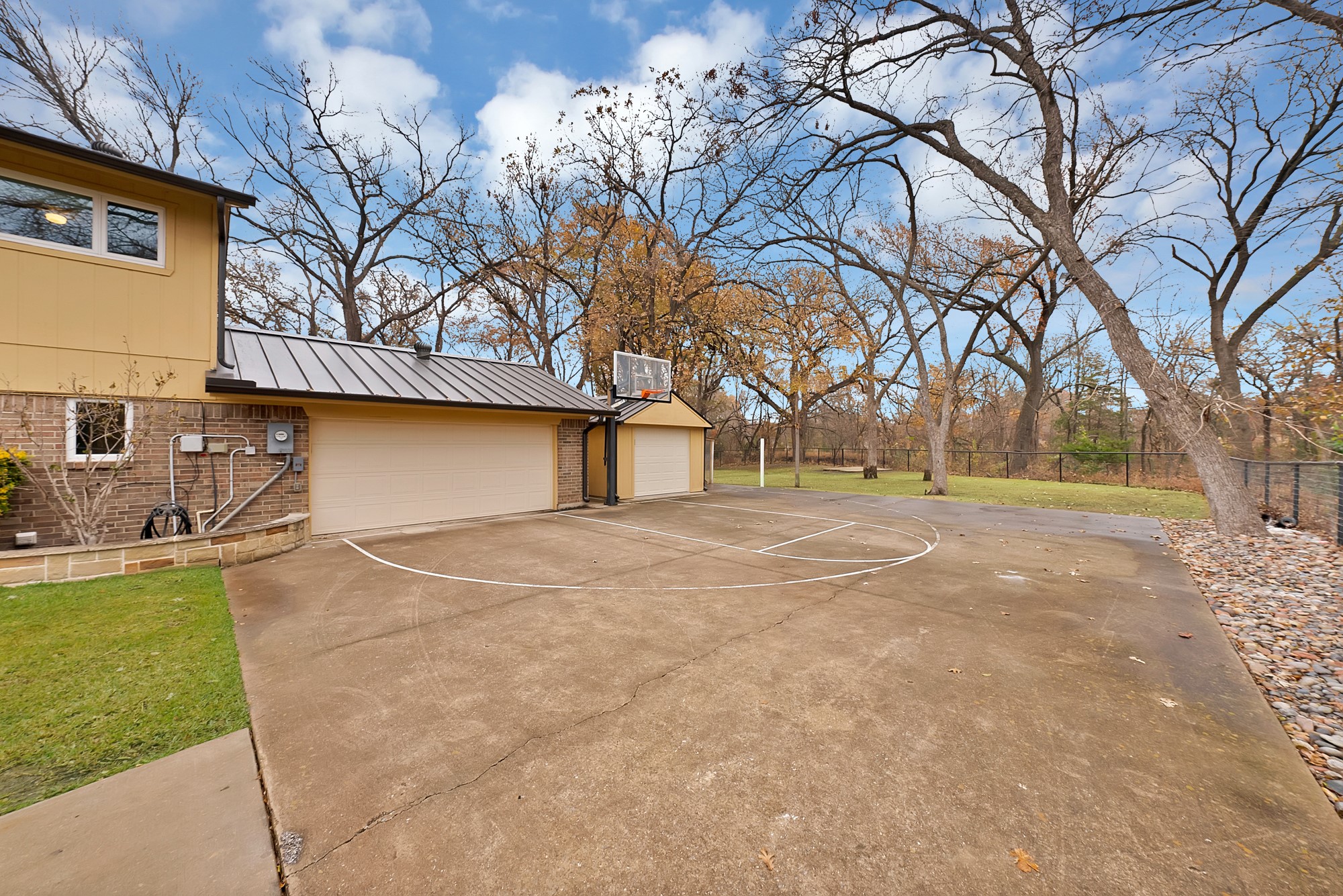 1310 Camino Real