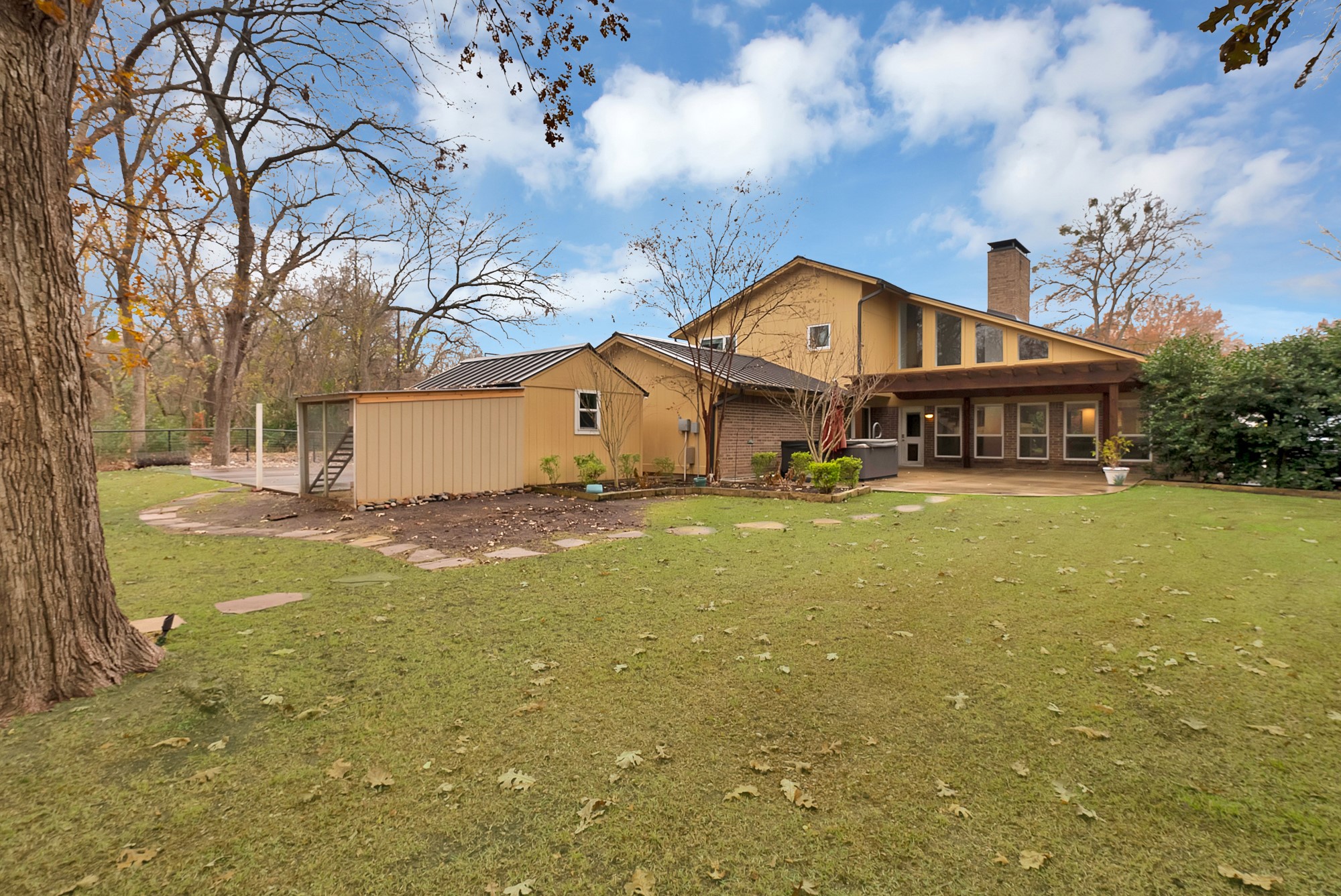 1310 Camino Real