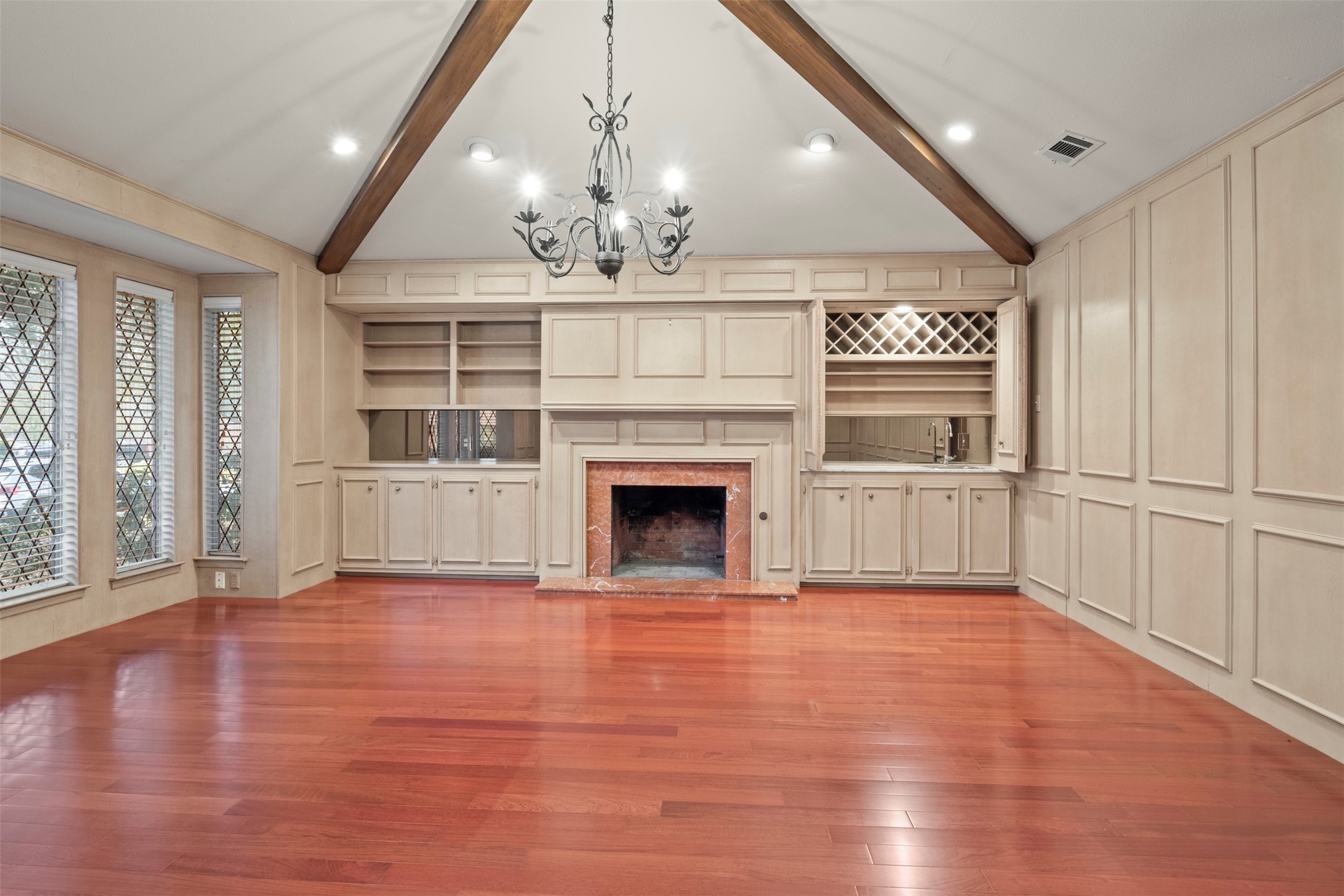 1605 Lamberth Circle