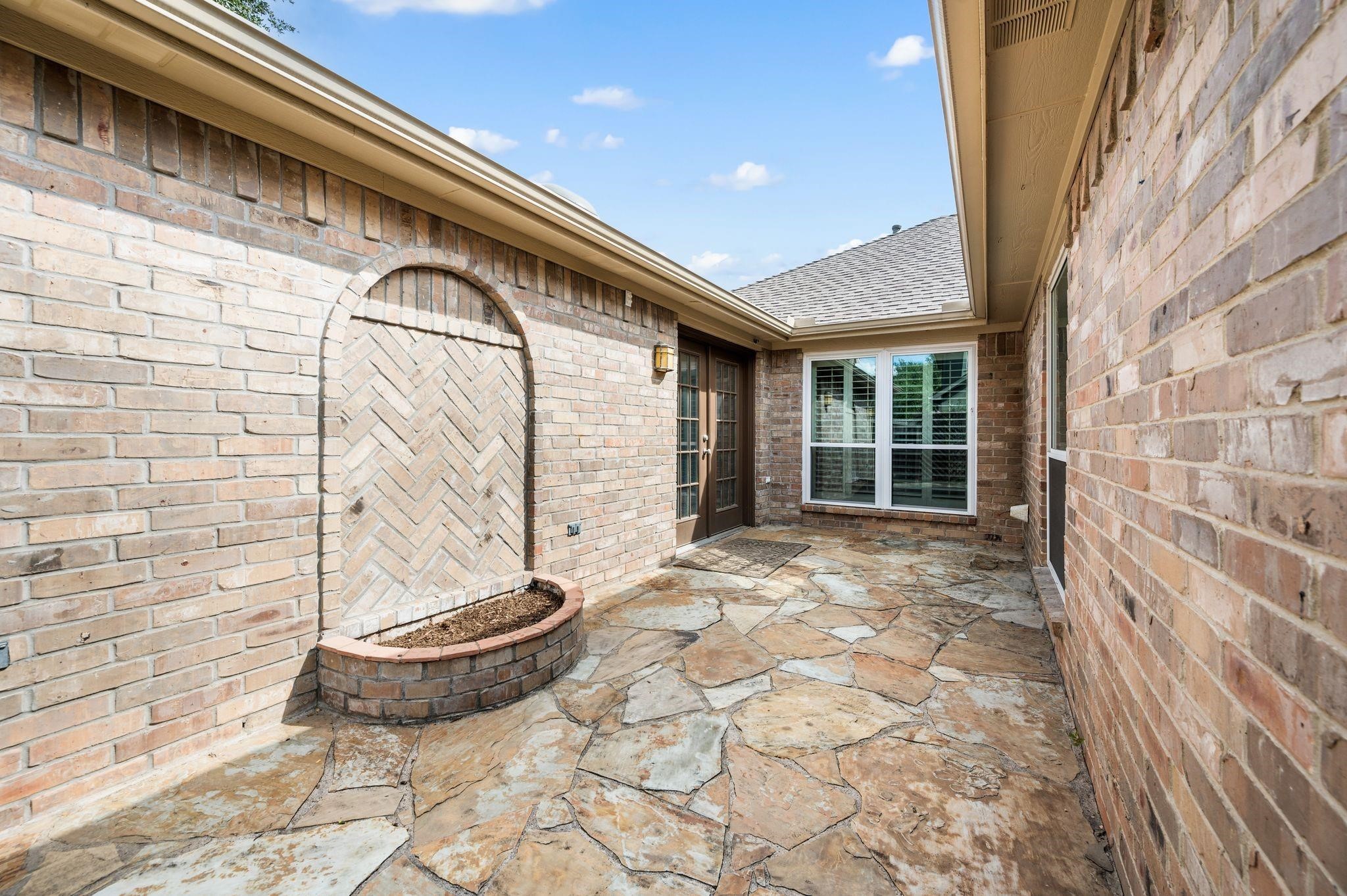 609 Wyndham Circle
