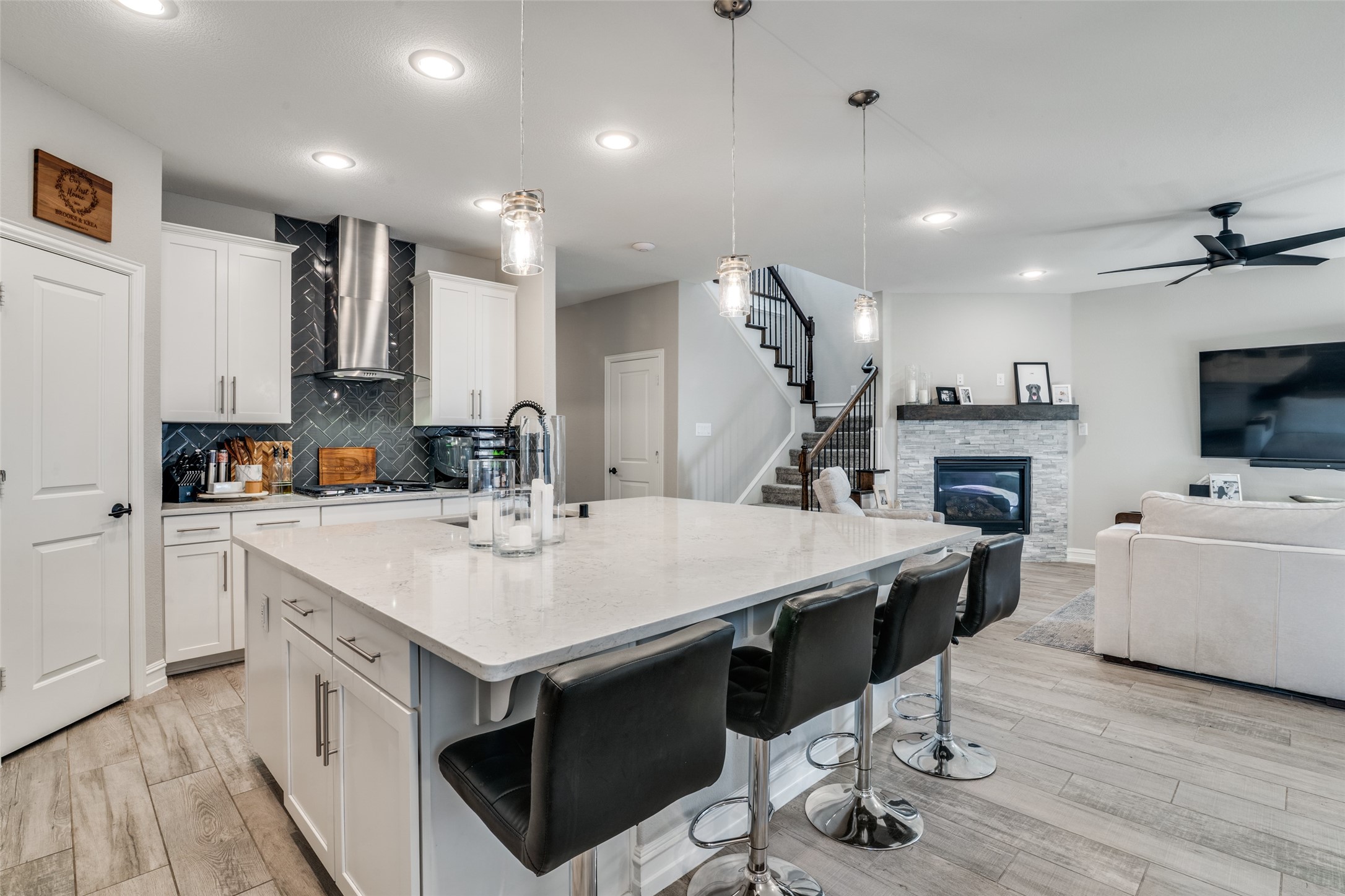 1510 Bellingham Lane
