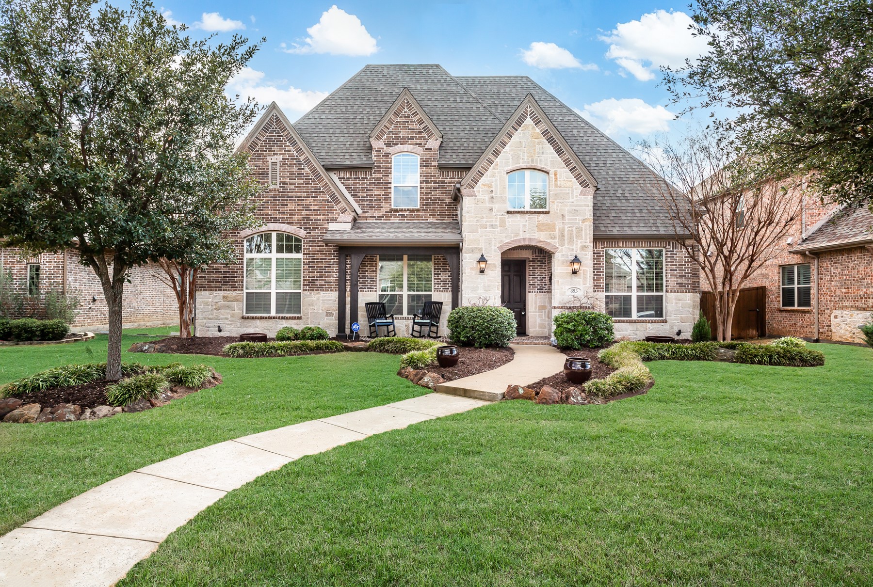 893 Starcreek Parkway