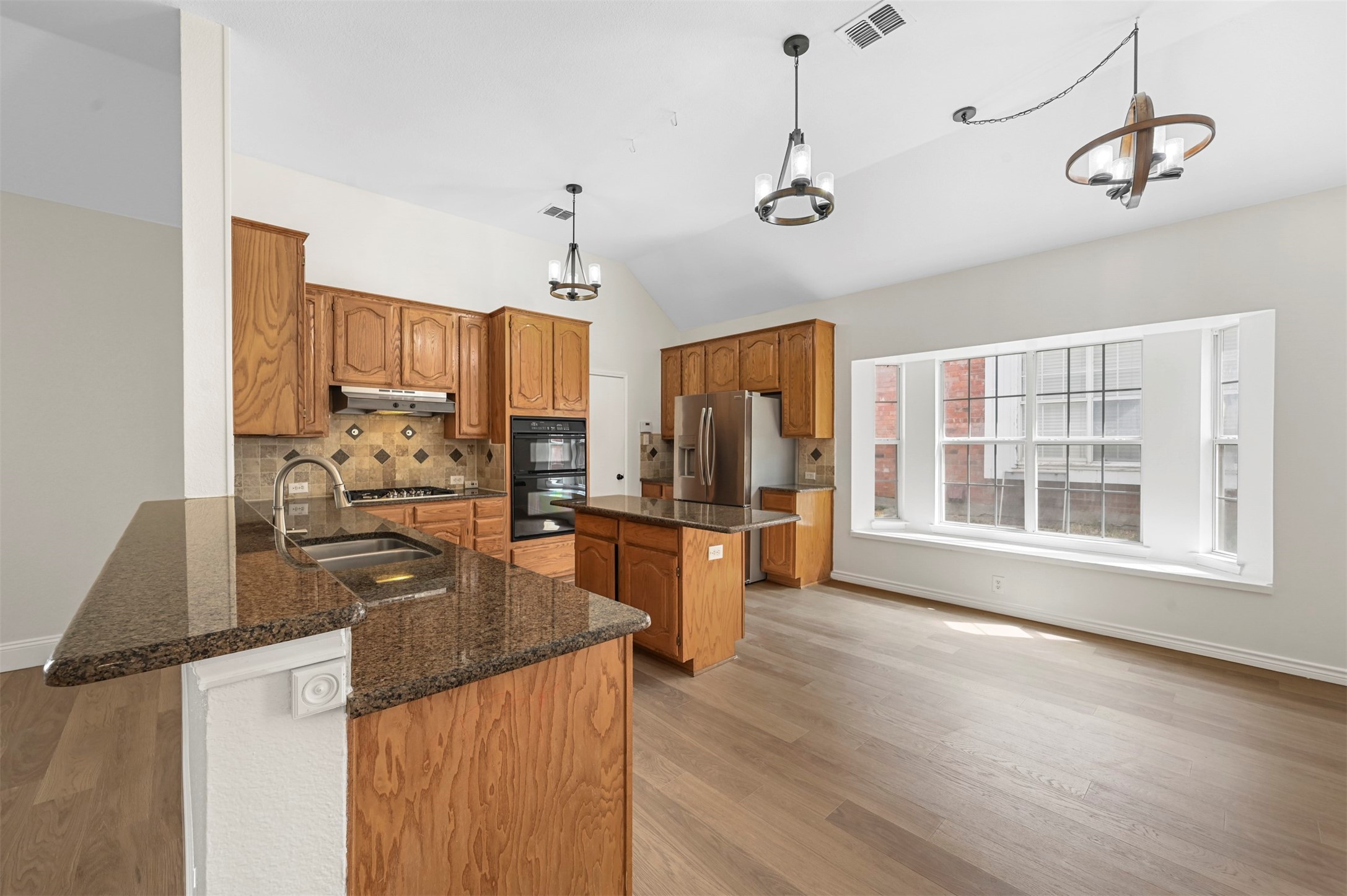 4524 Ridgepointe Drive