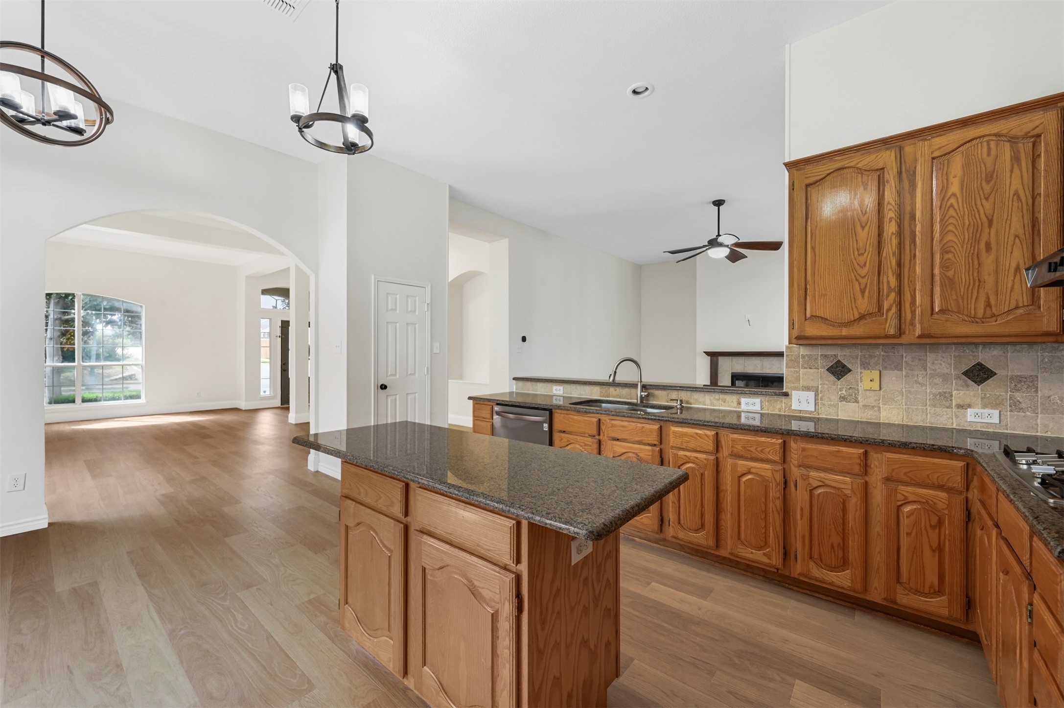 4524 Ridgepointe Drive