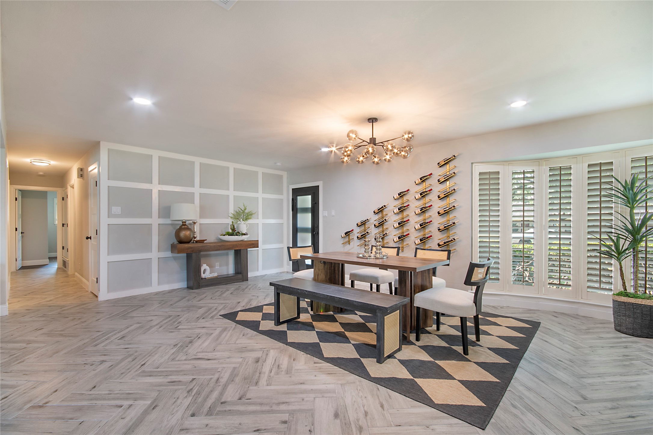 3707 Alta Vista Lane