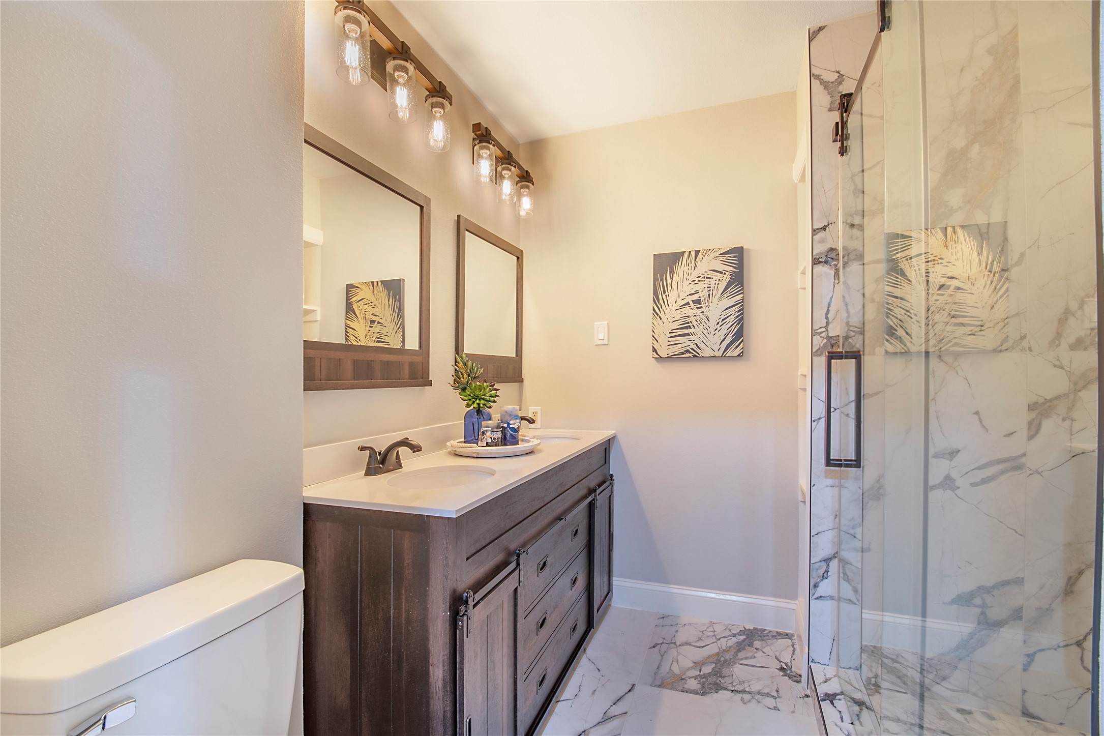 3707 Alta Vista Lane