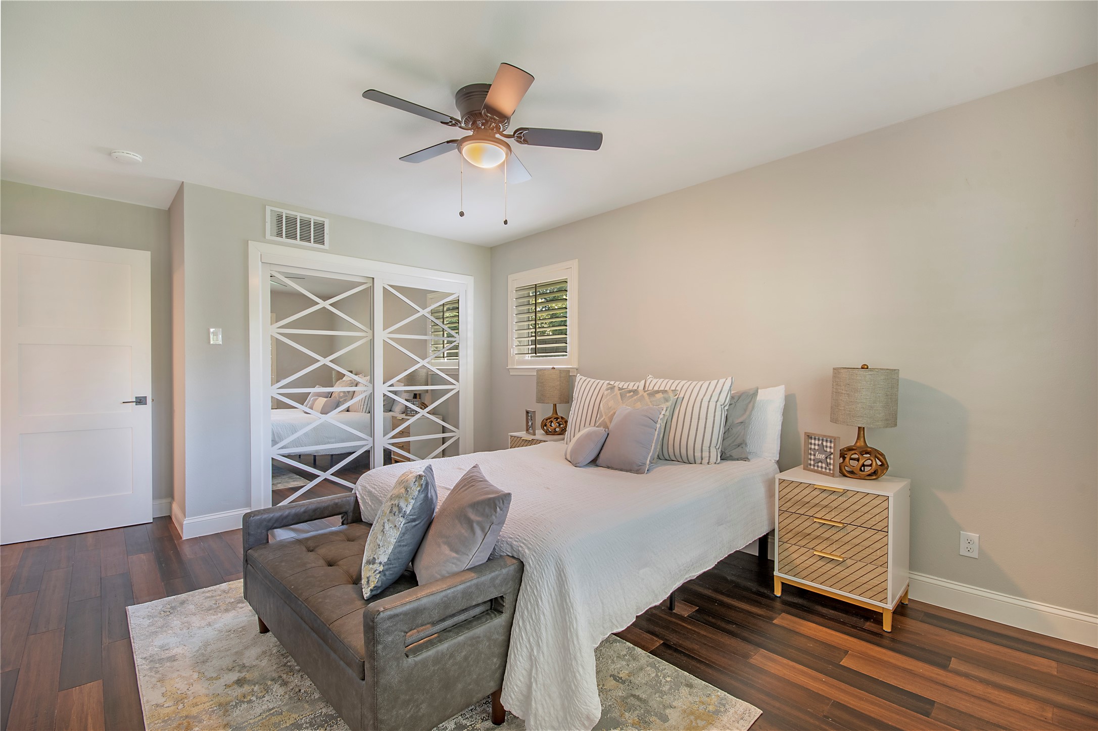3707 Alta Vista Lane