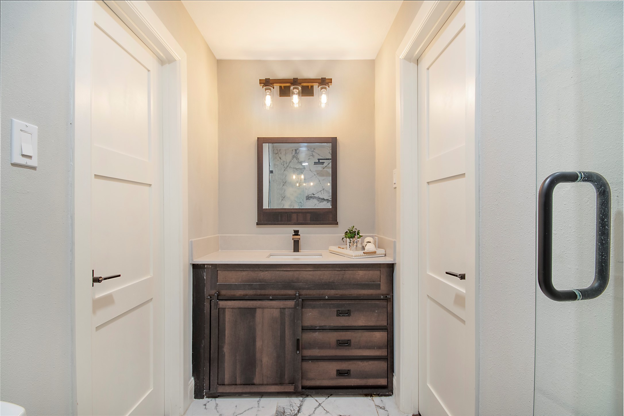 3707 Alta Vista Lane