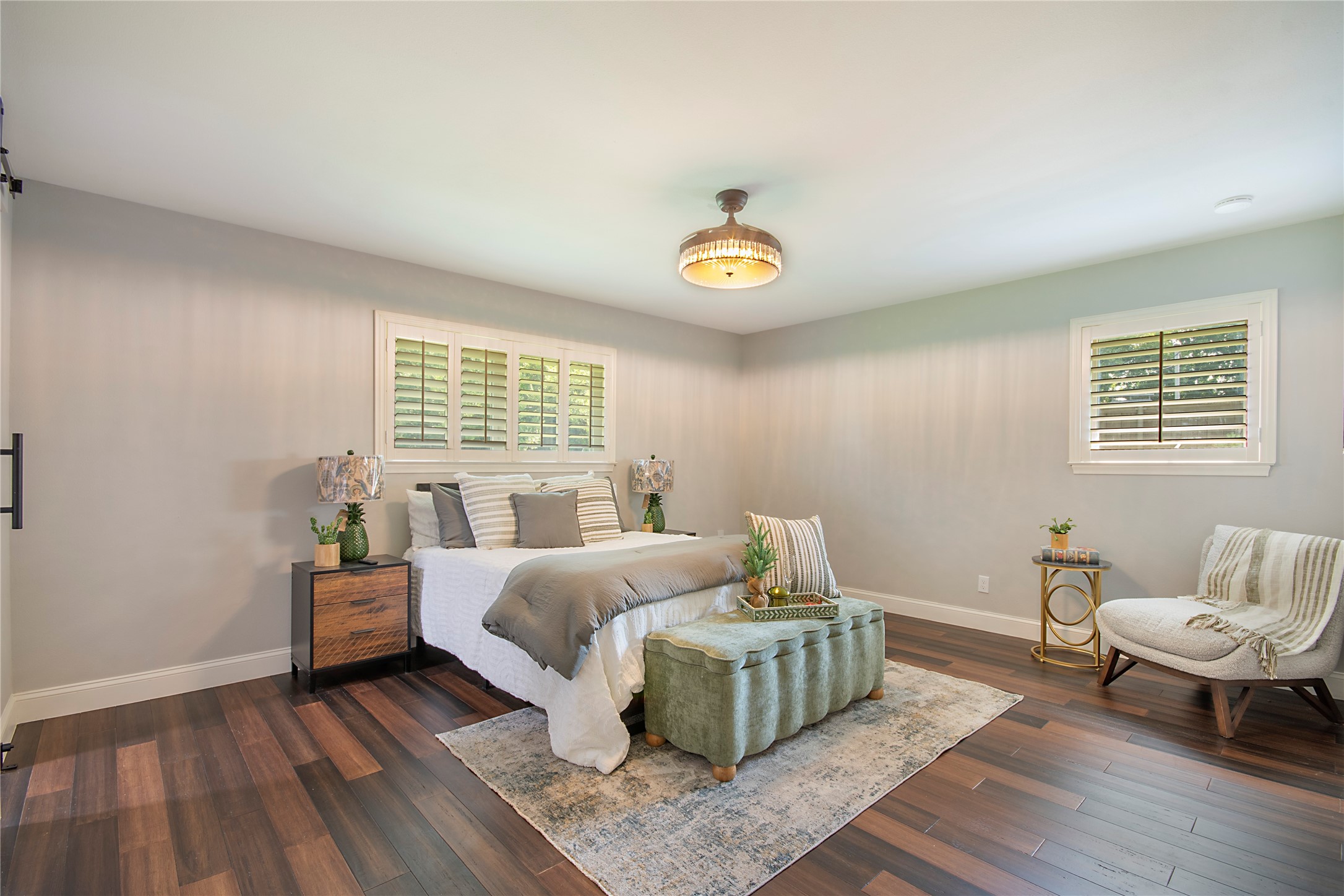 3707 Alta Vista Lane