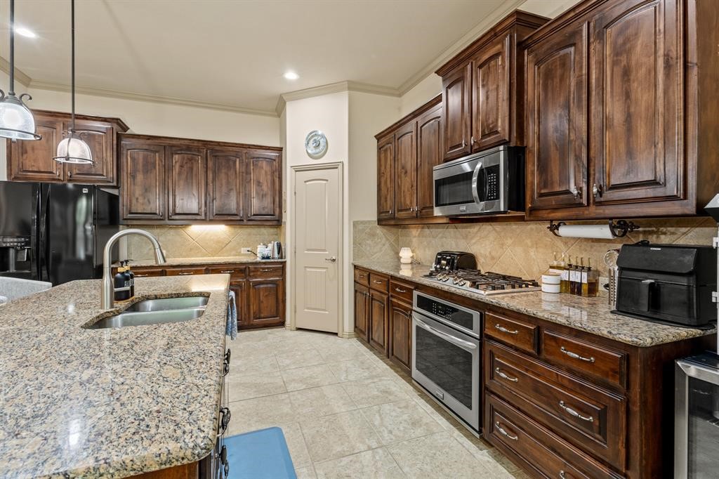 2508 Pioneer Drive