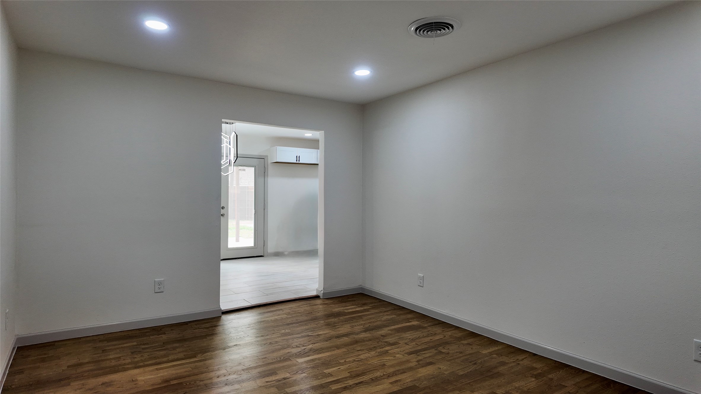 4901 Susan Lee Lane