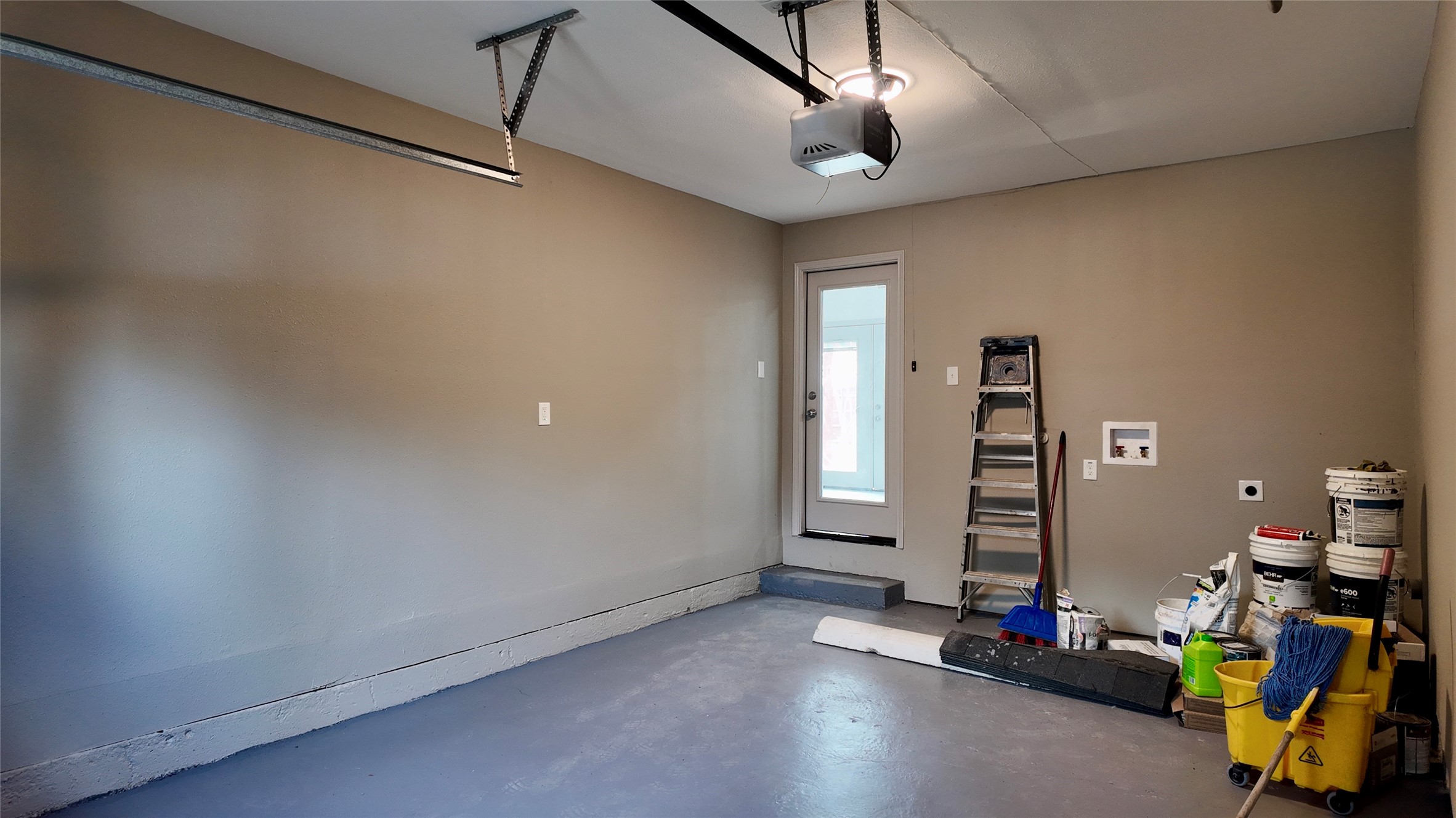 4901 Susan Lee Lane