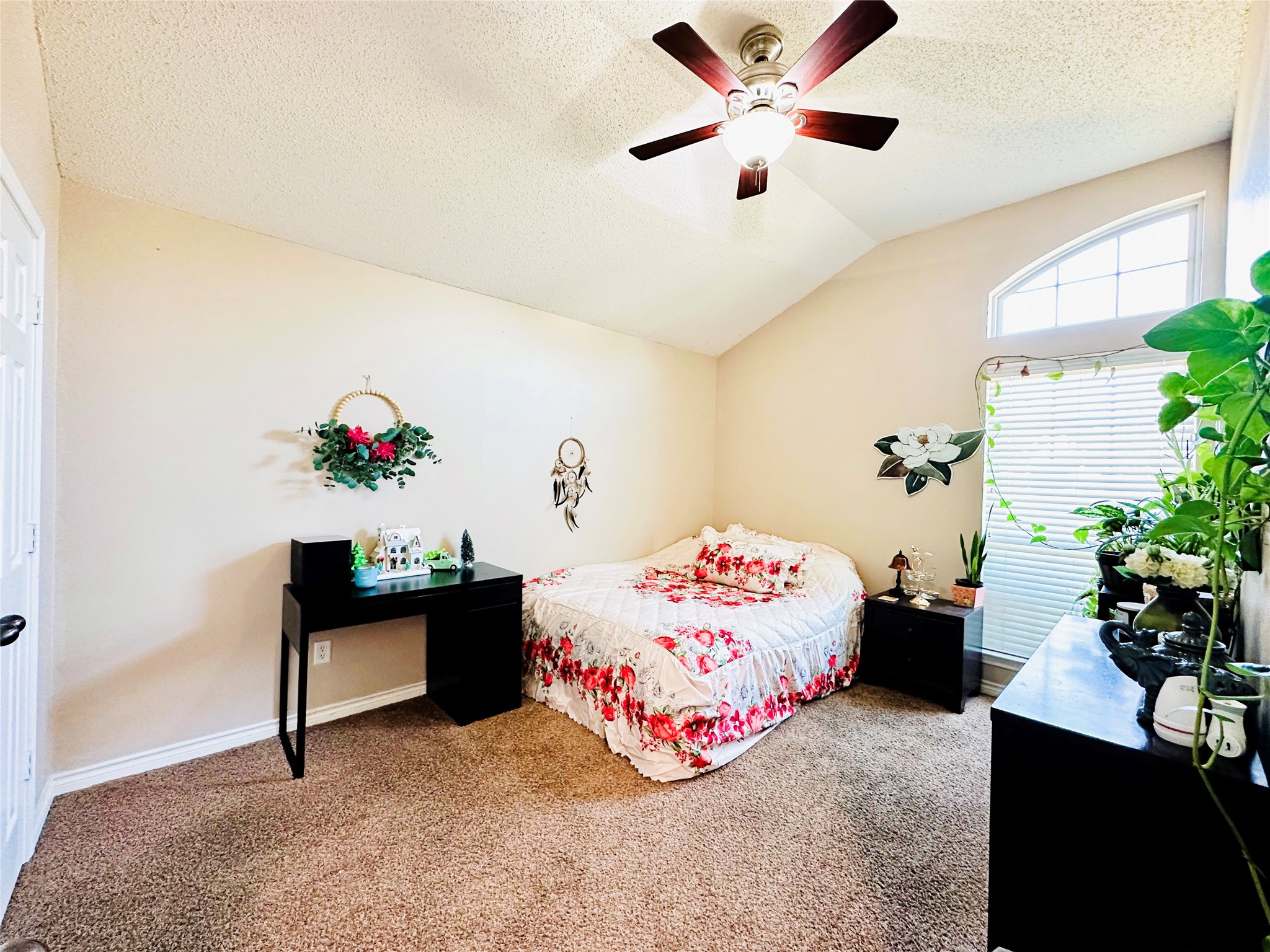 3740 Castlegate Drive