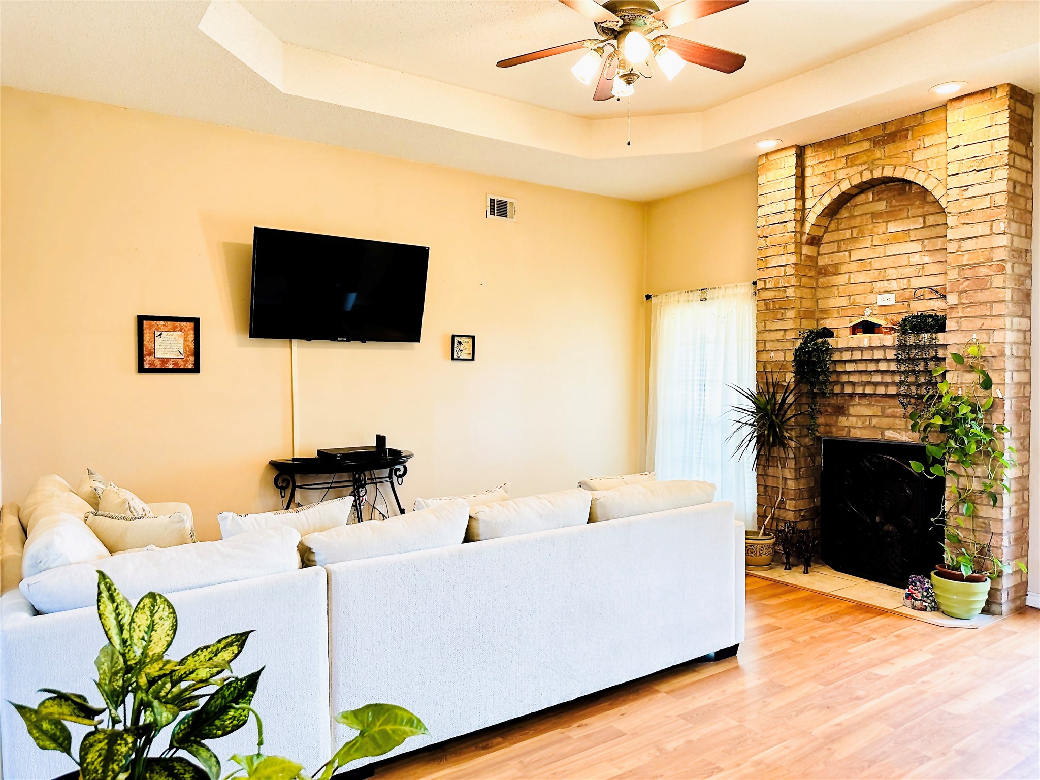 3740 Castlegate Drive