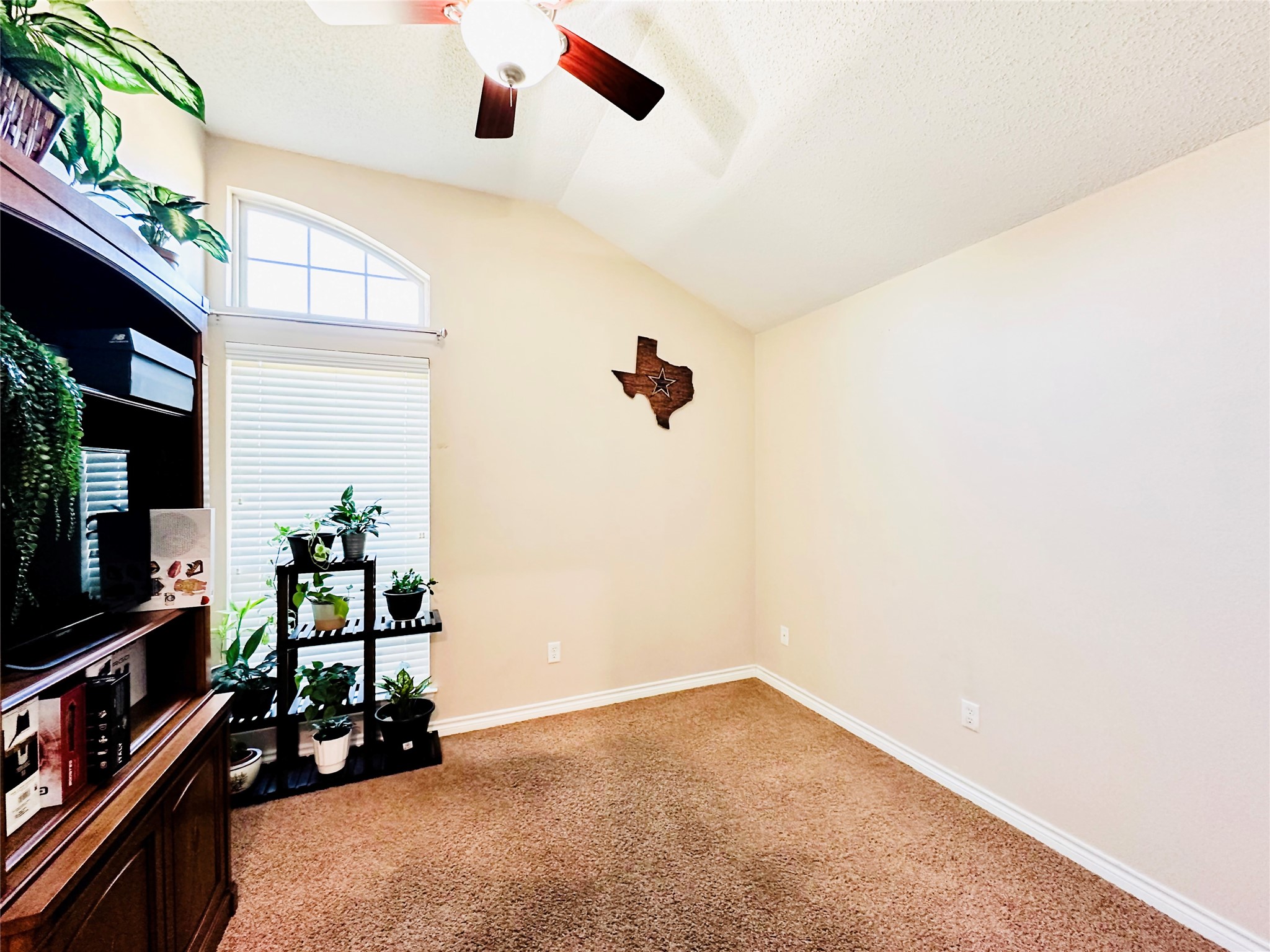 3740 Castlegate Drive