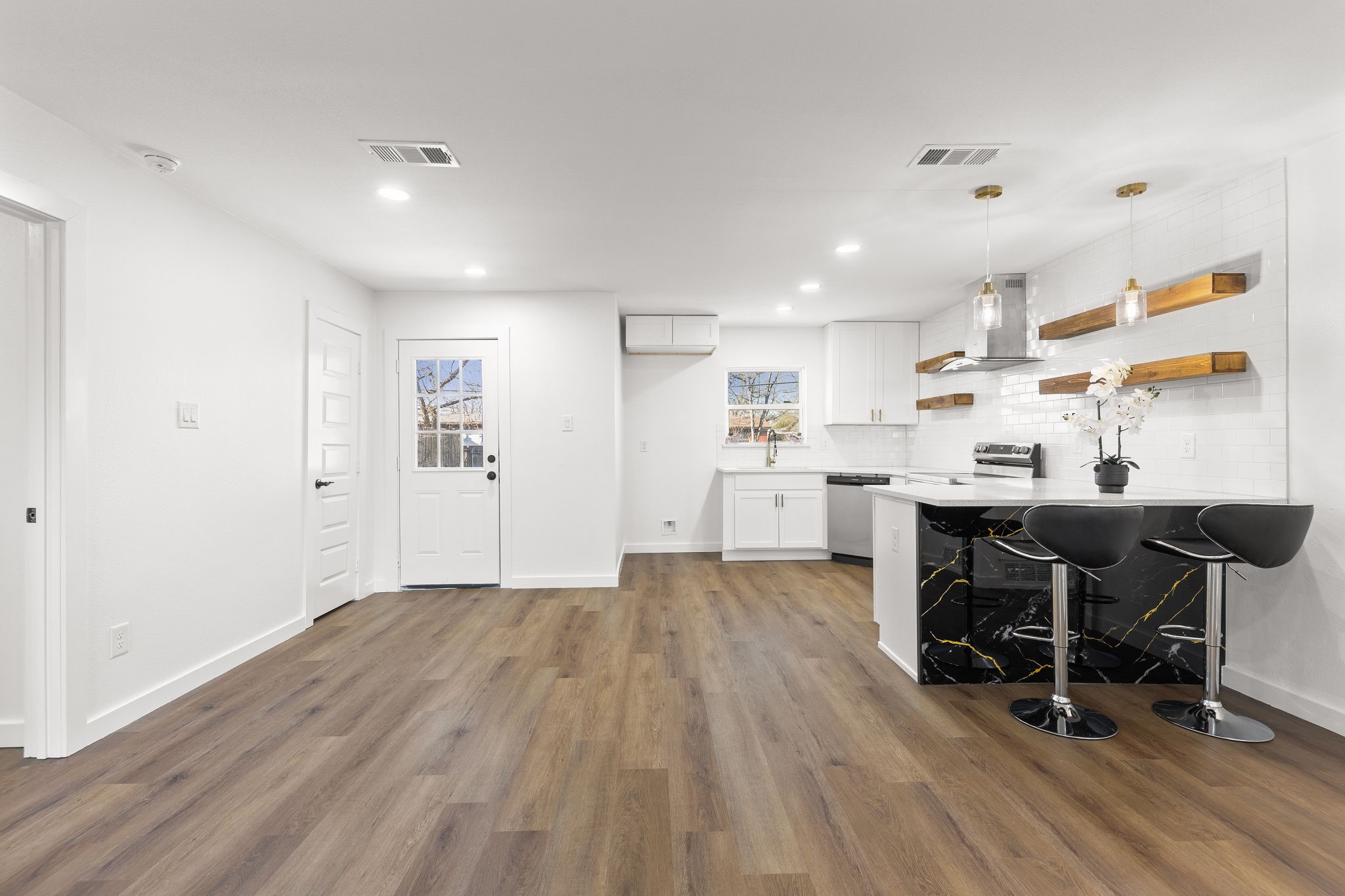 3227 Mayhew Drive